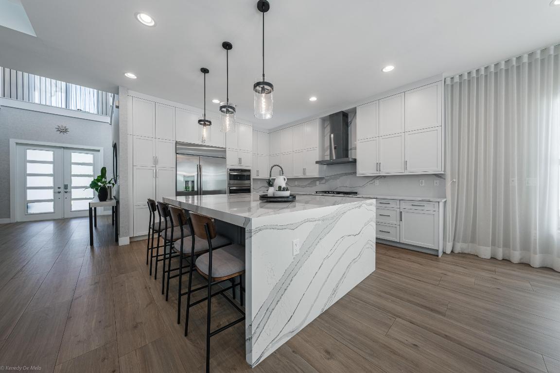 8652 Dream Falls Street