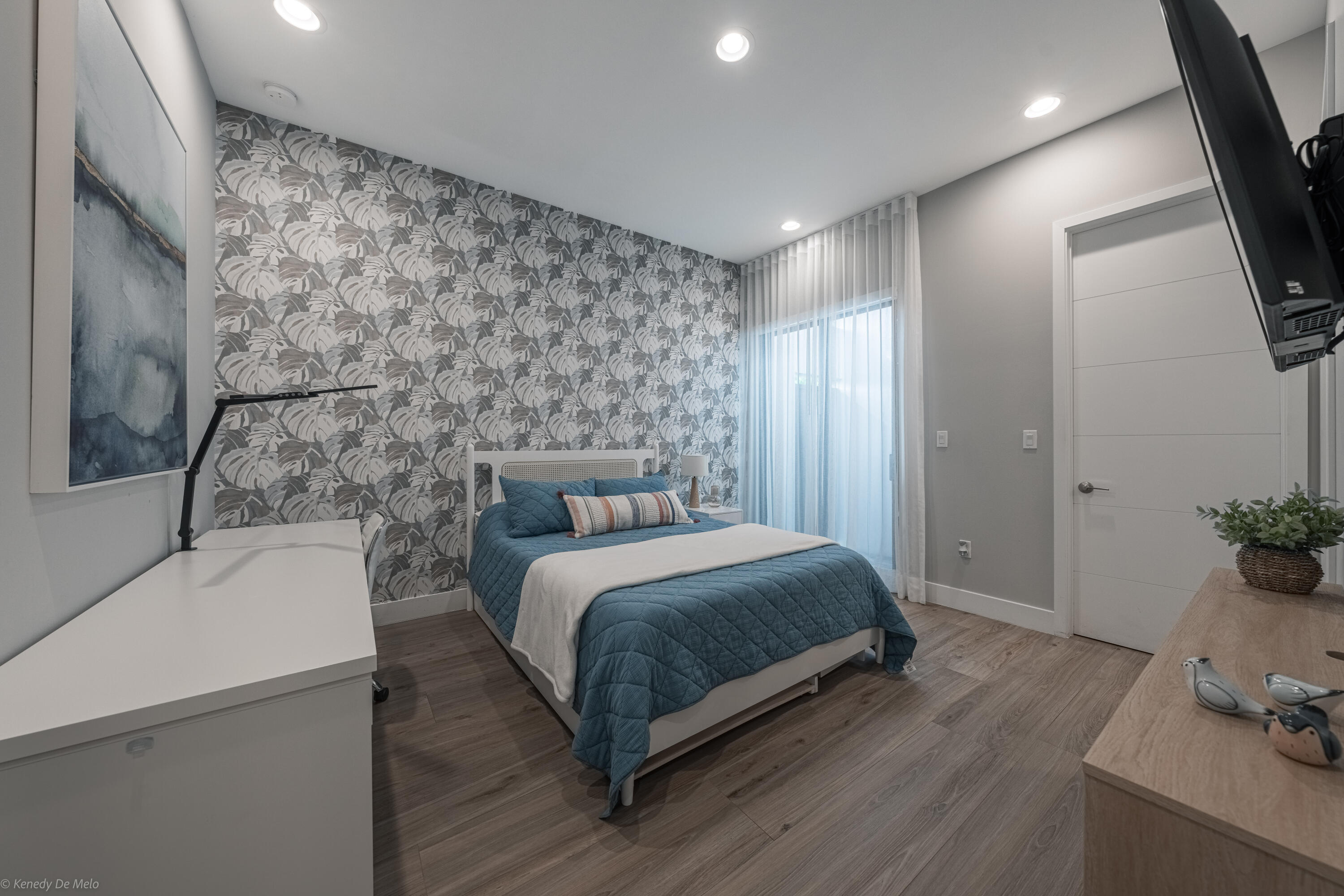 8652 Dream Falls Street