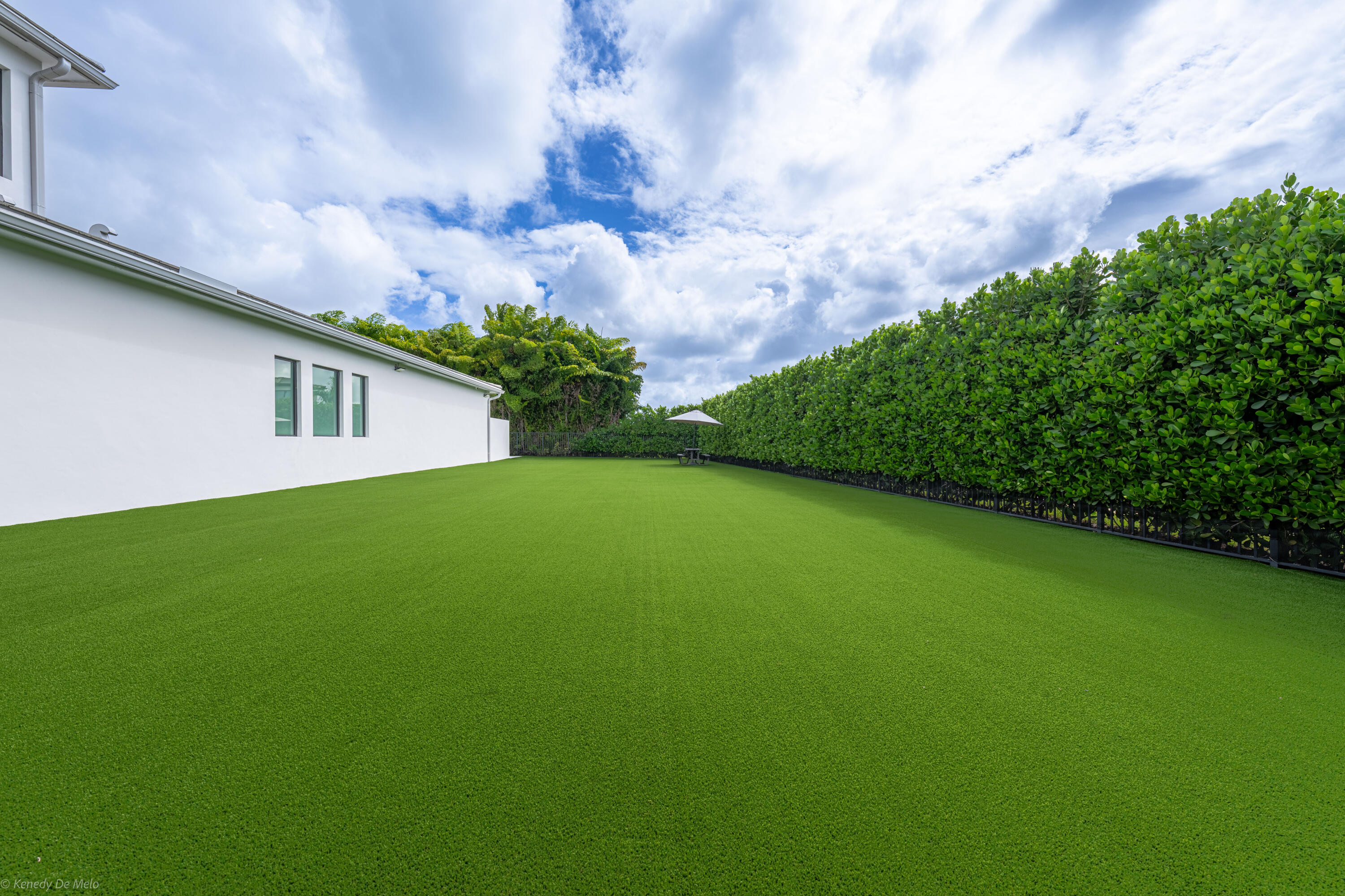 8652 Dream Falls Street