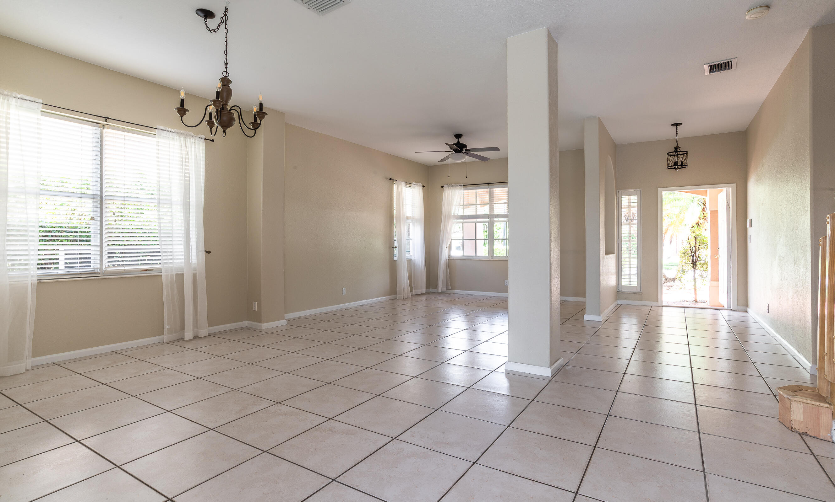 122 SW 164th Terrace