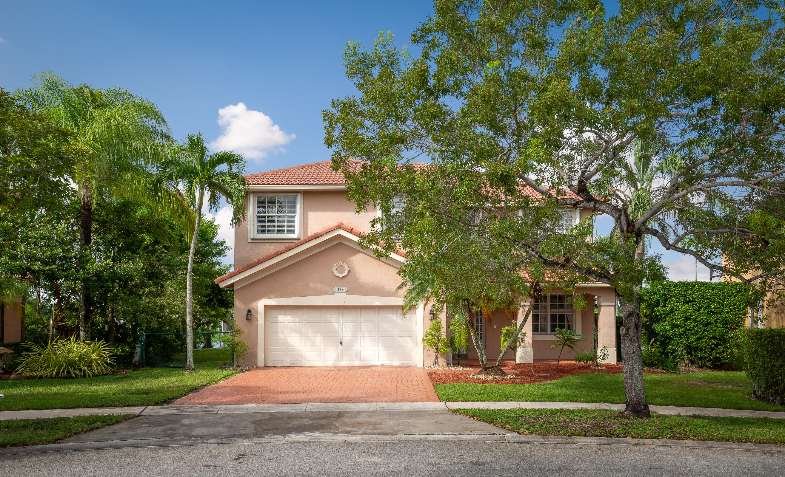 122 SW 164th Terrace