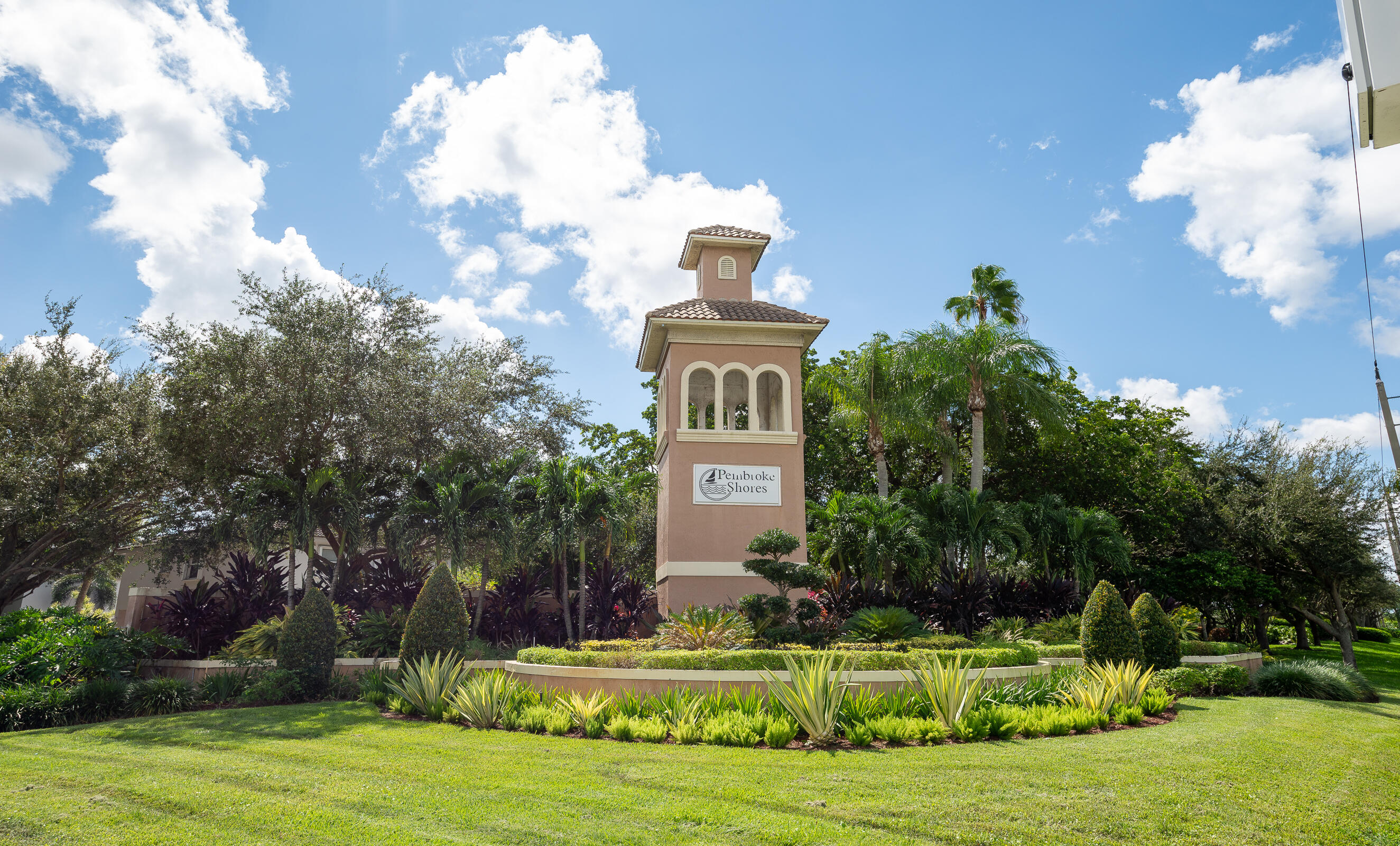 122 SW 164th Terrace