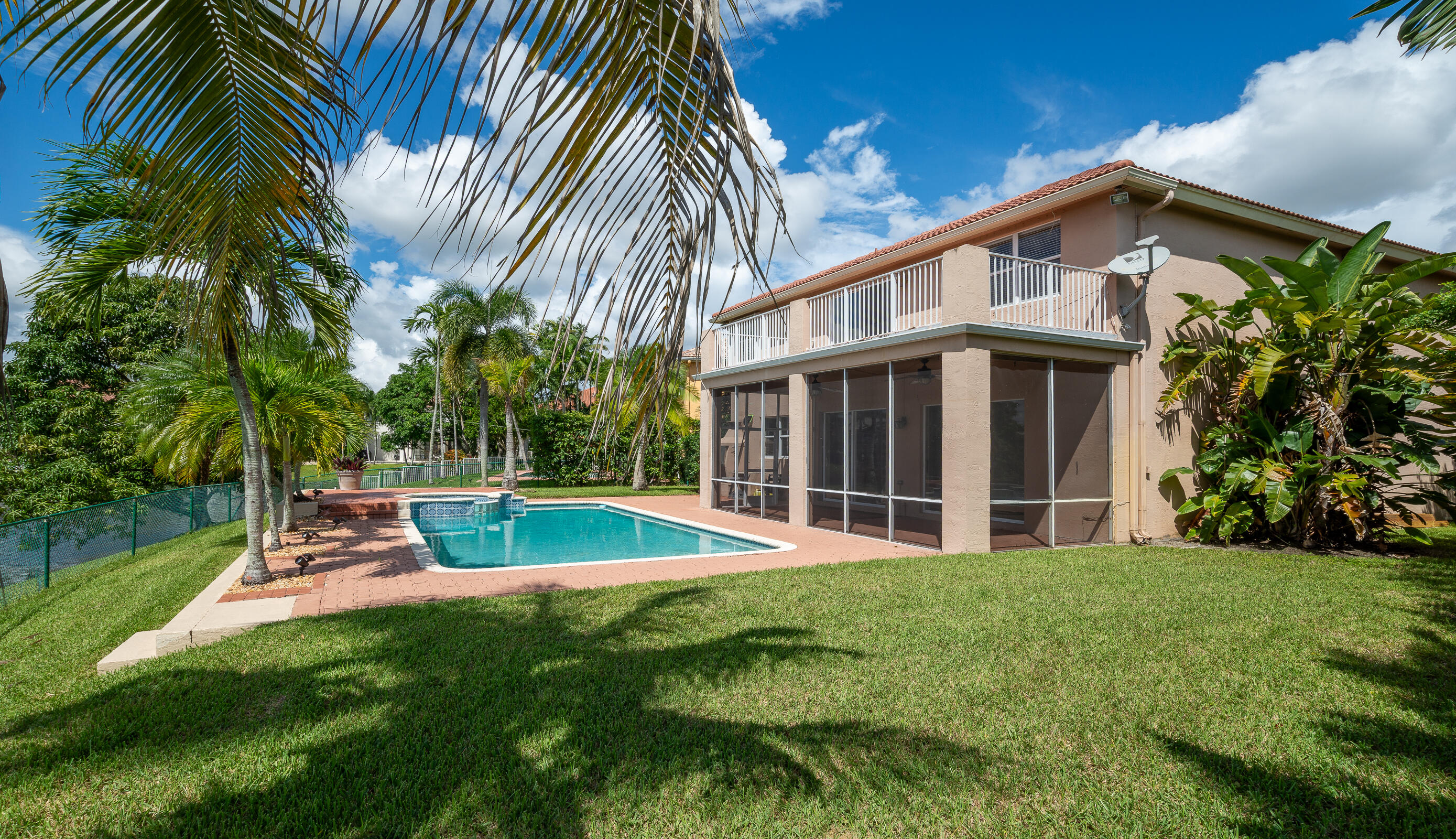 122 SW 164th Terrace