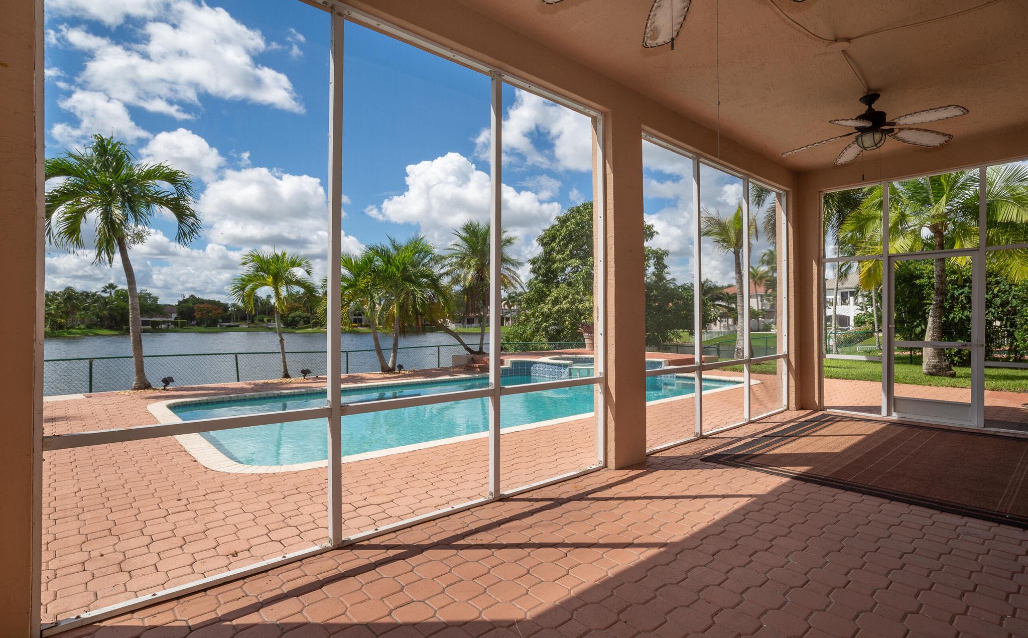 122 SW 164th Terrace