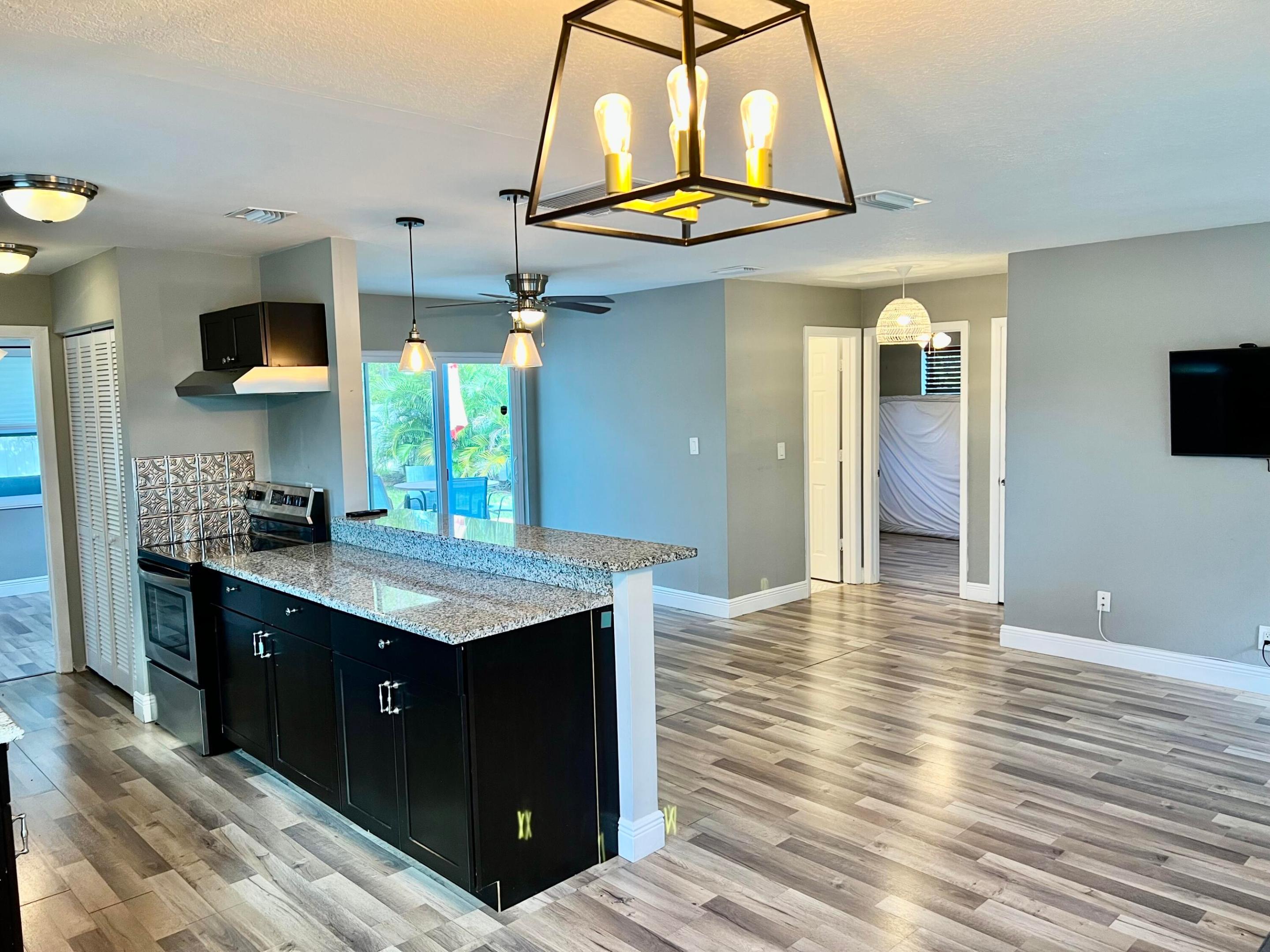 511 NW 3rd Street