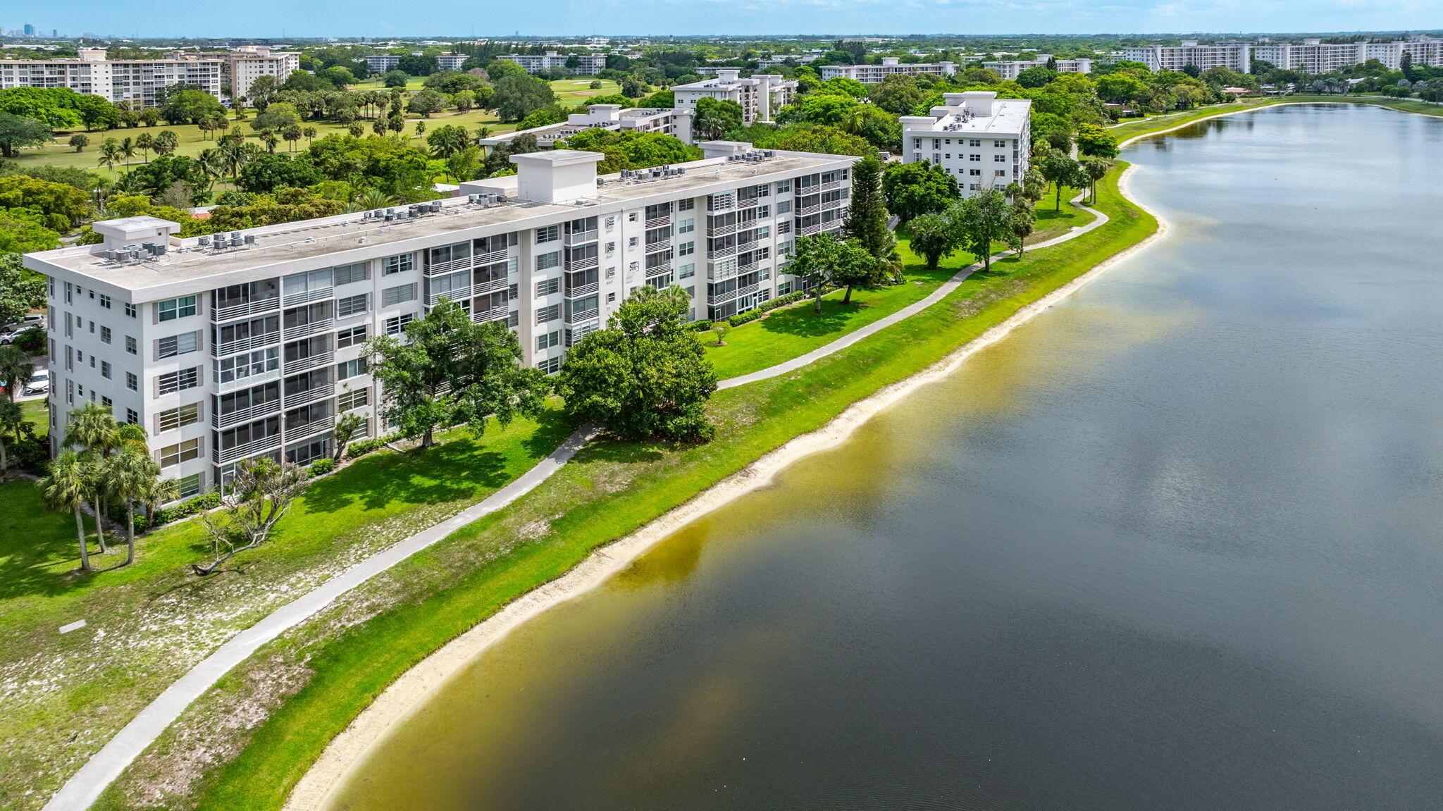 2751 N Palm Aire Drive 304