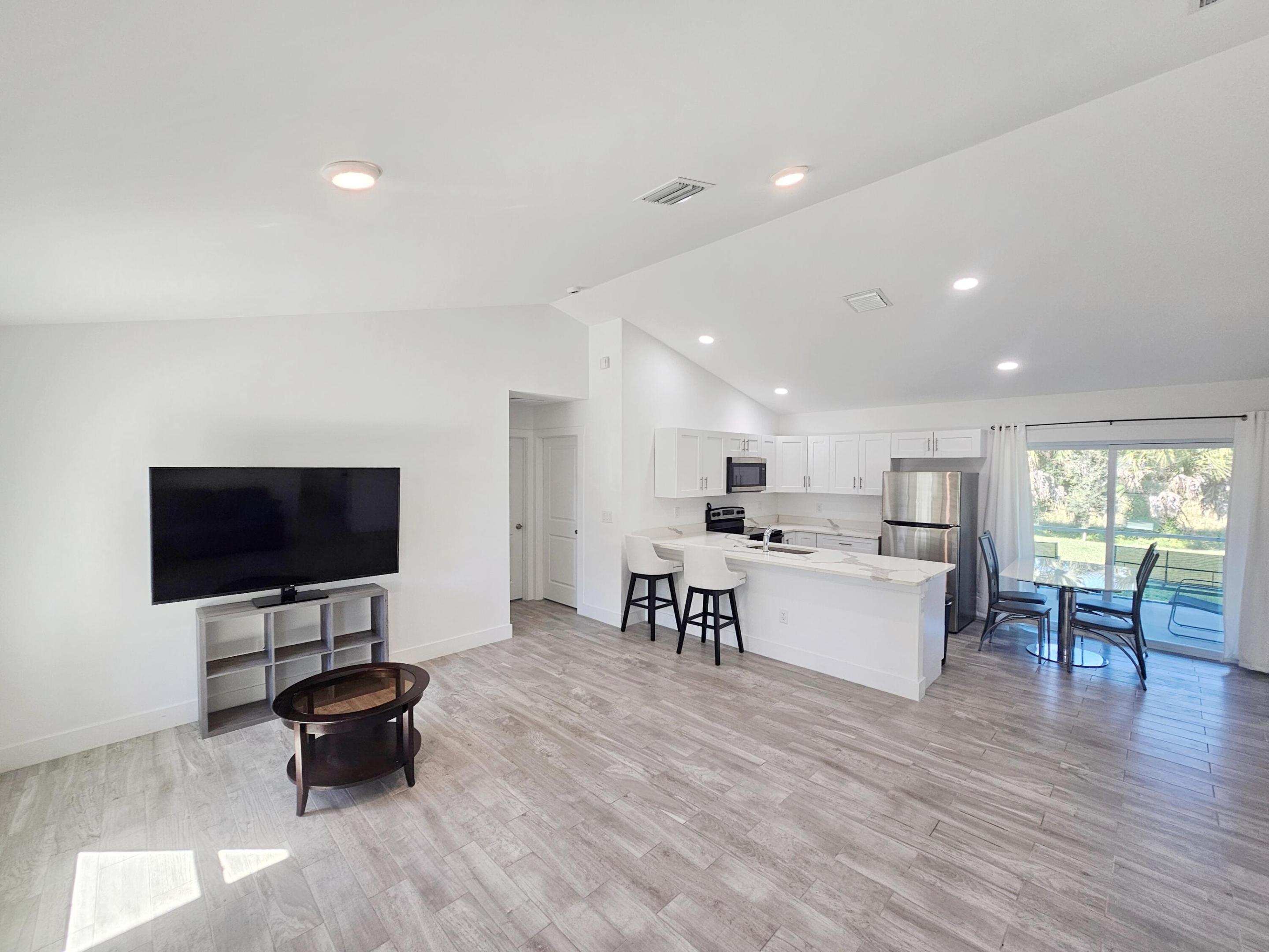 2447 NW 5th Street