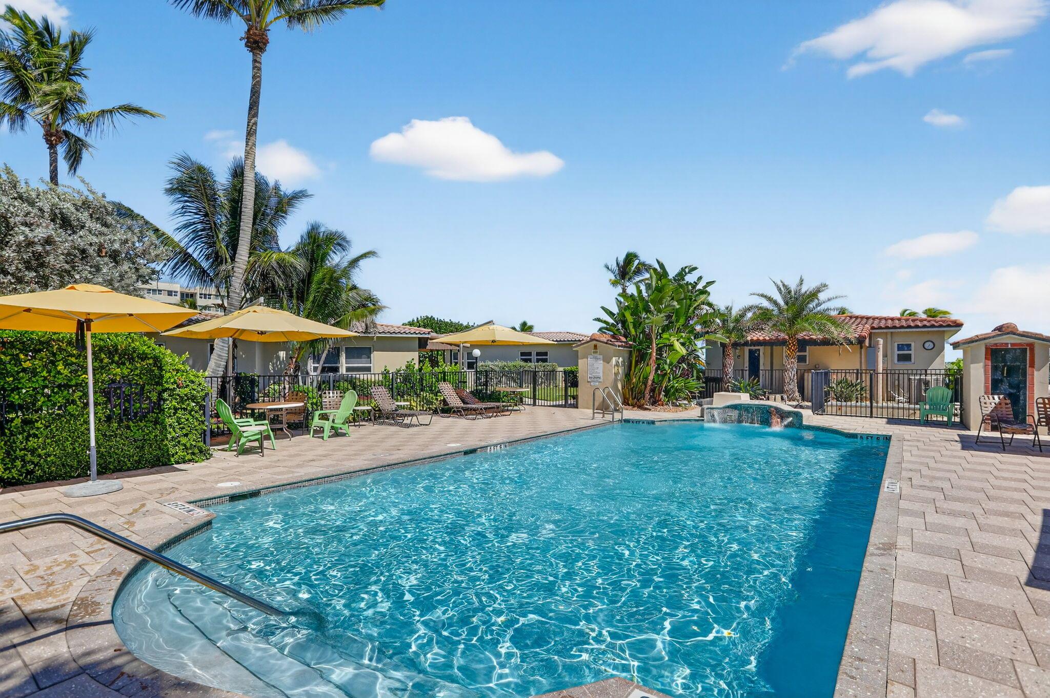 1225 Hillsboro Mile N2