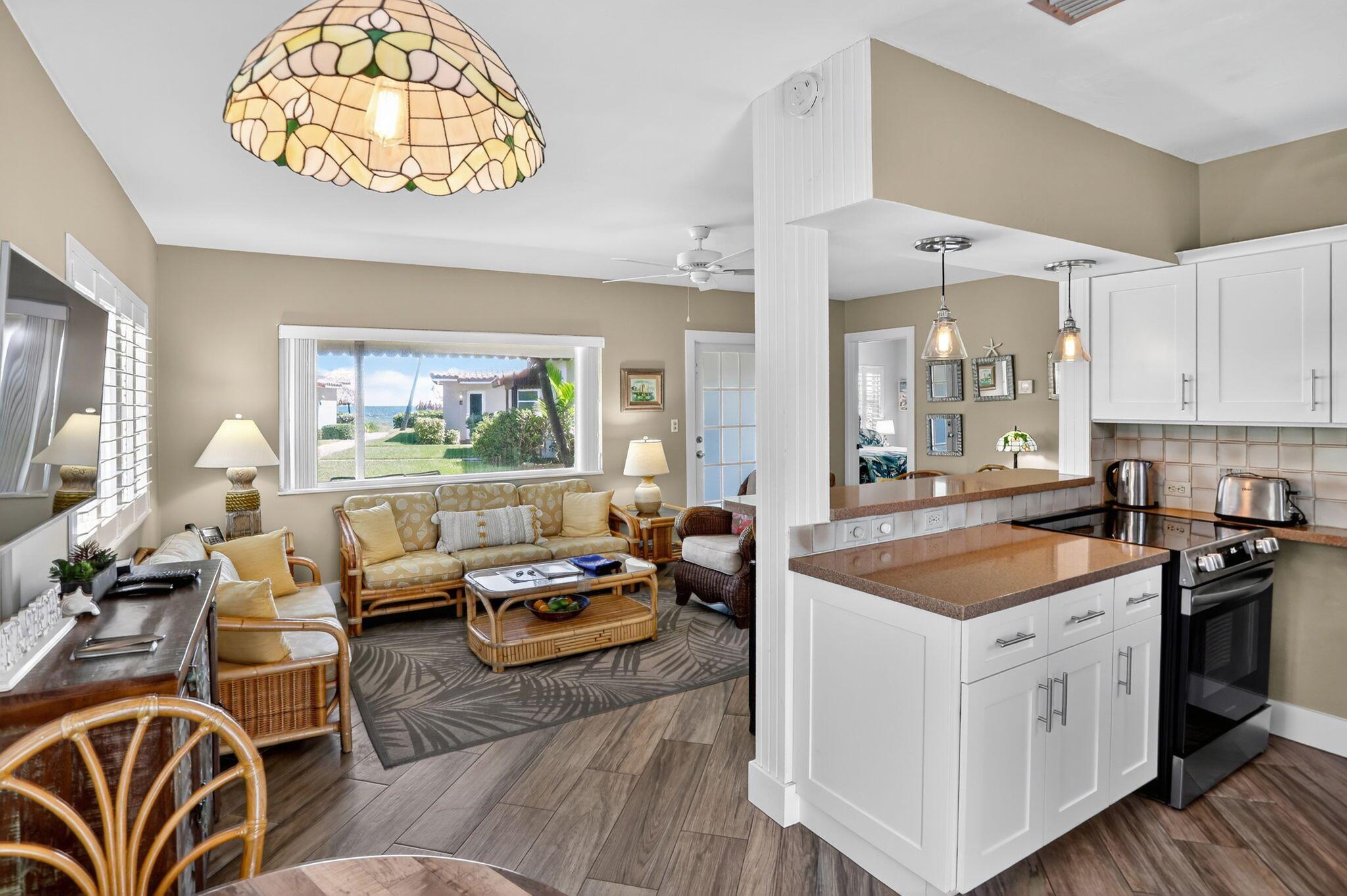 1225 Hillsboro Mile N2