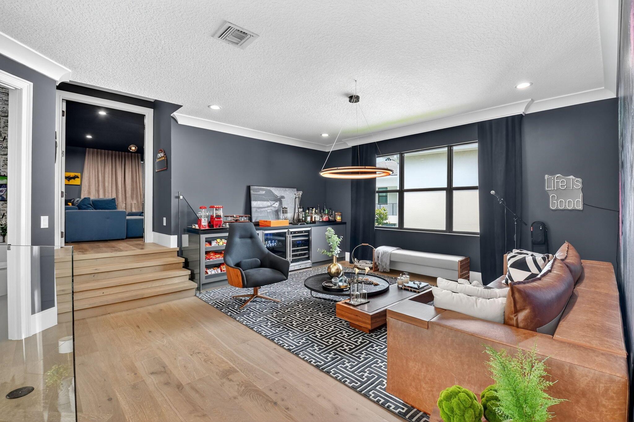 16892 Strasbourg Lane