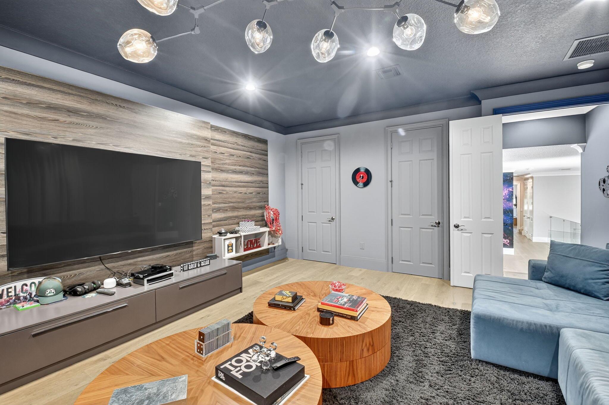 16892 Strasbourg Lane