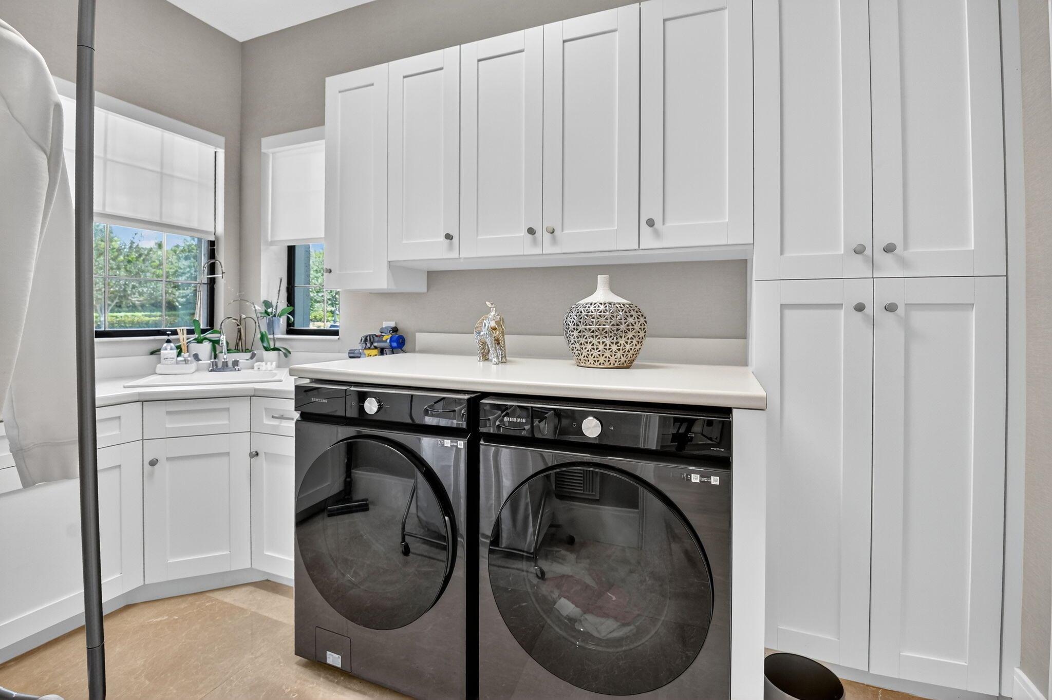 16892 Strasbourg Lane