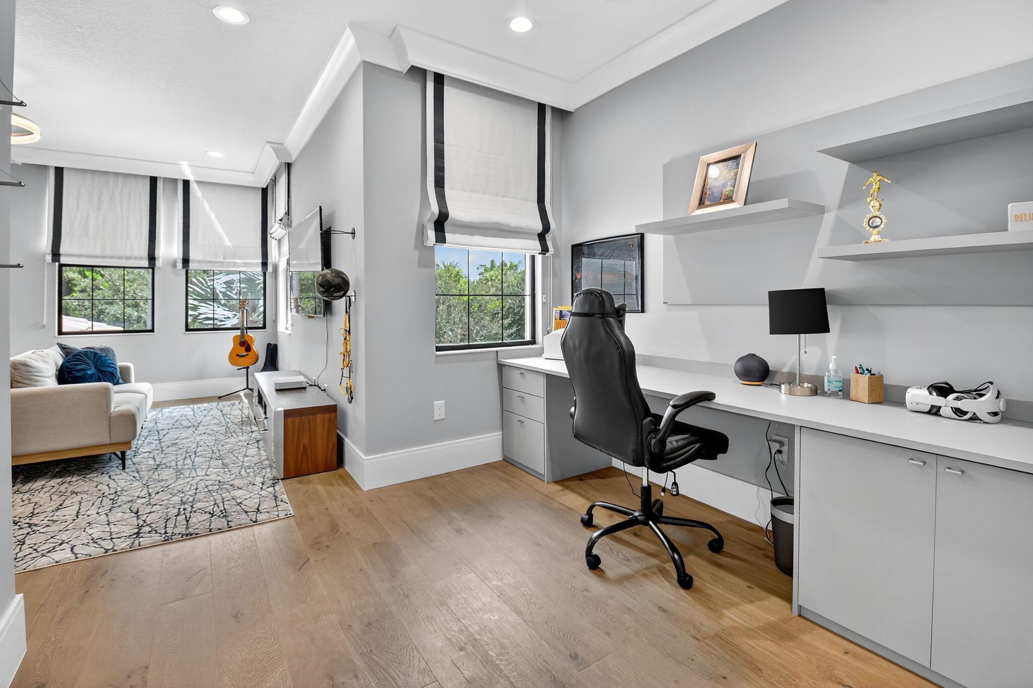 16892 Strasbourg Lane