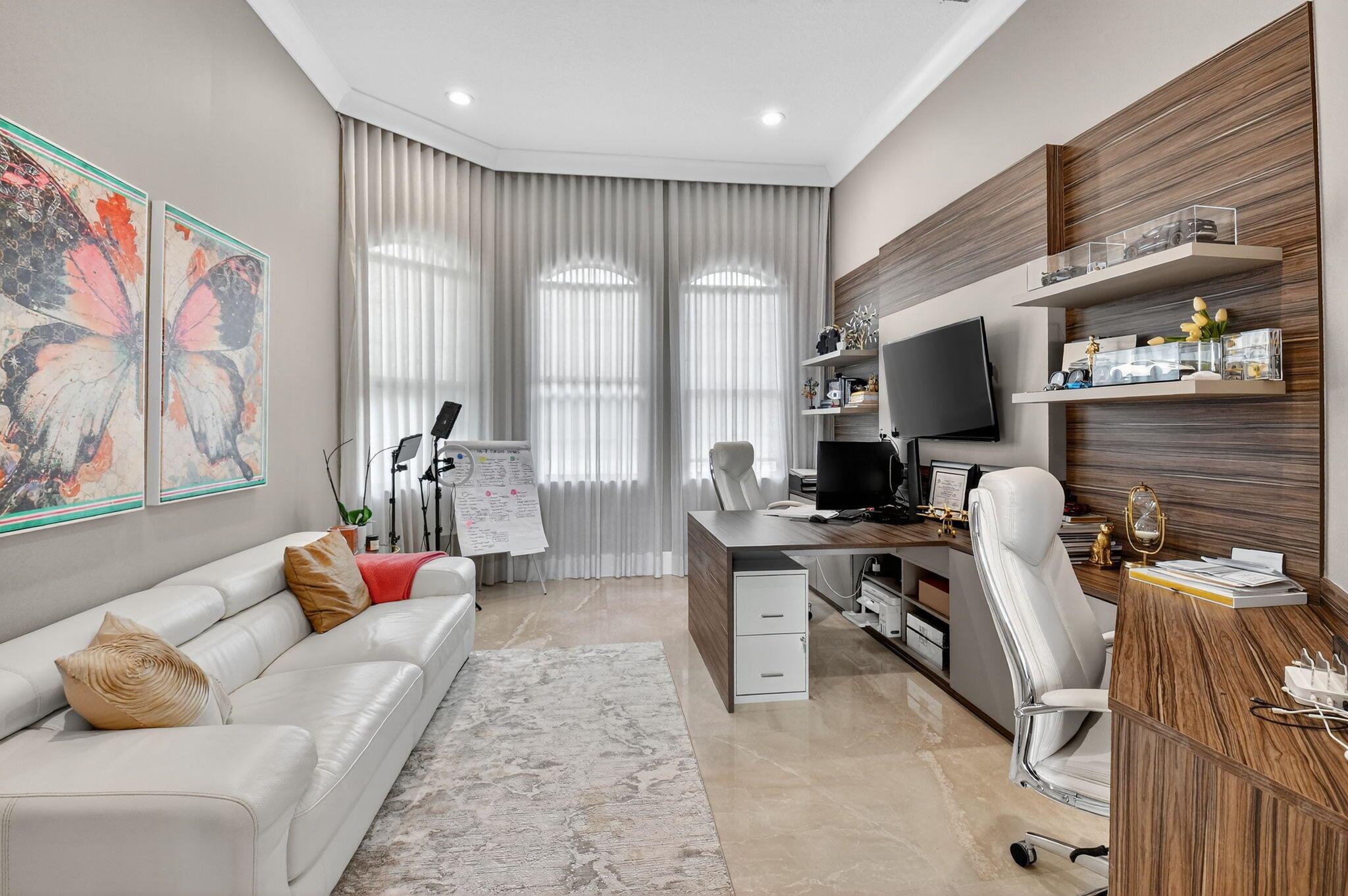 16892 Strasbourg Lane