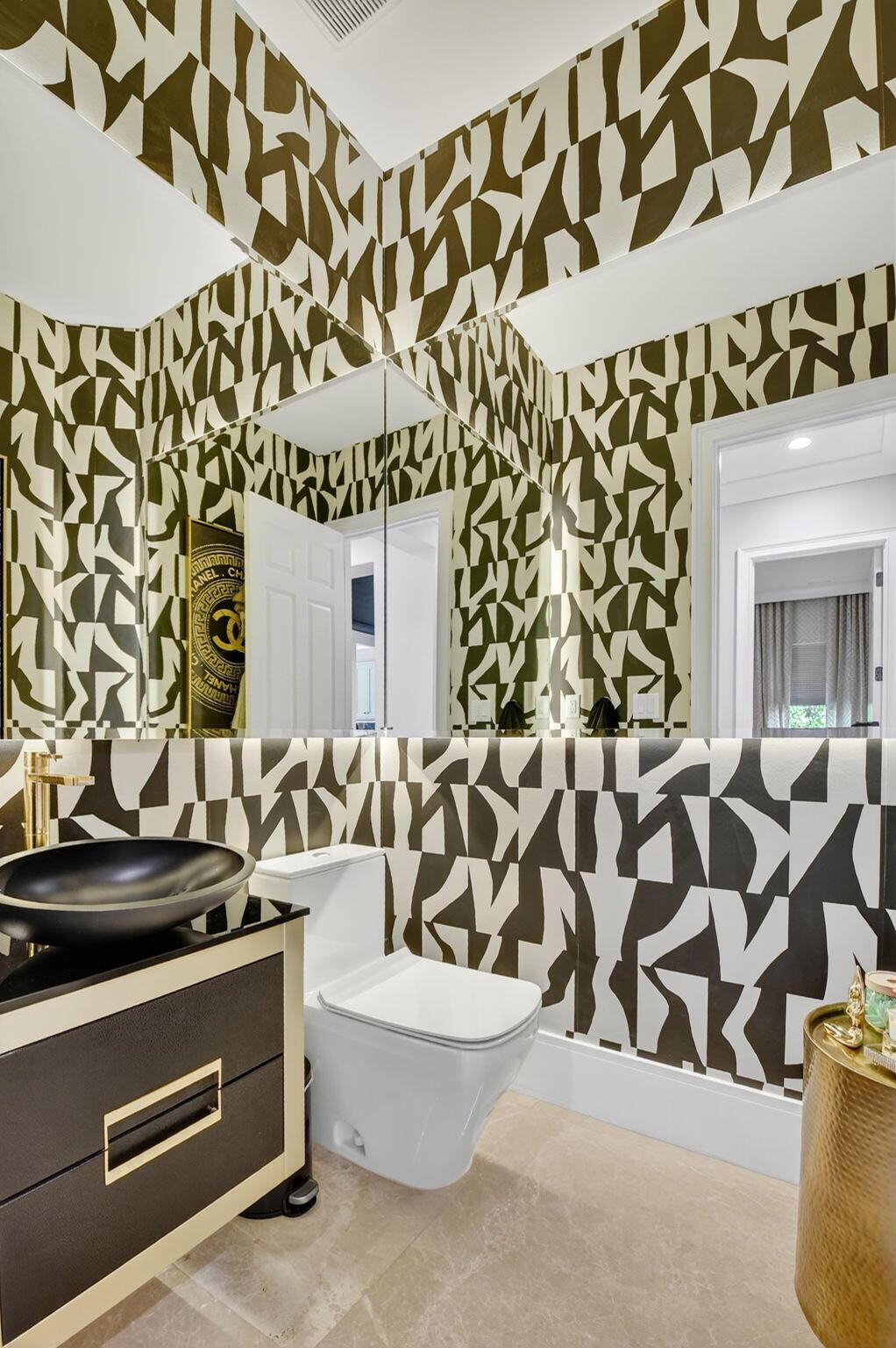 16892 Strasbourg Lane