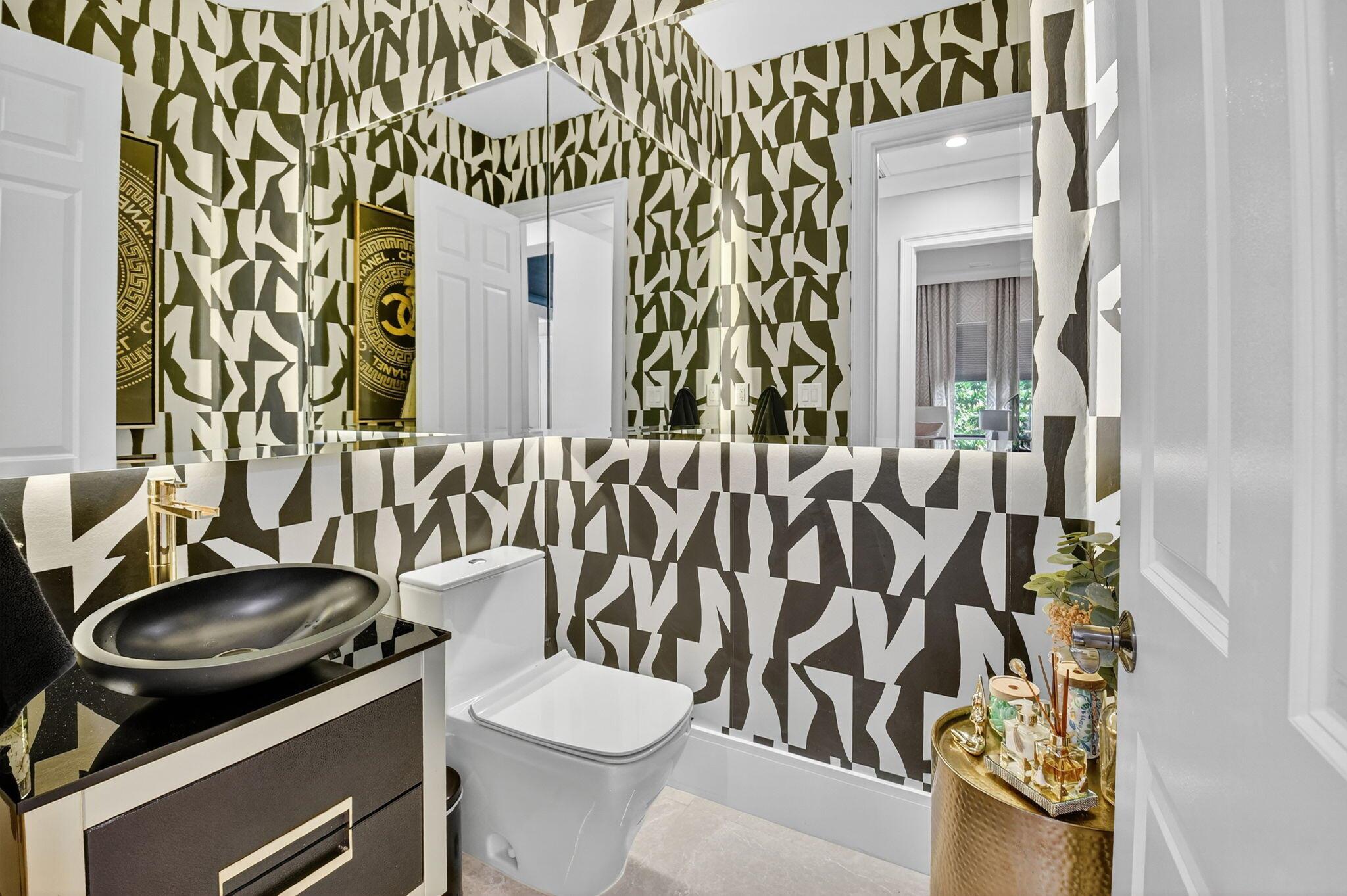 16892 Strasbourg Lane