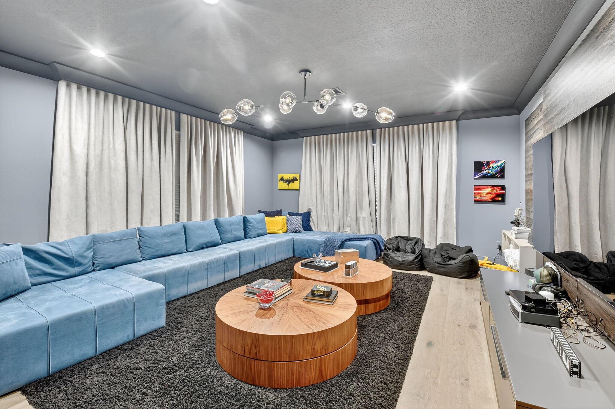 16892 Strasbourg Lane