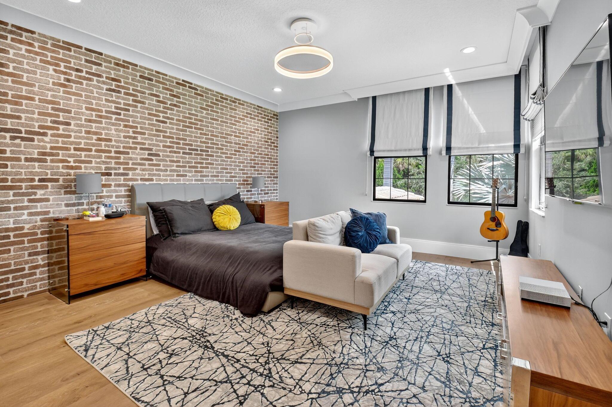 16892 Strasbourg Lane