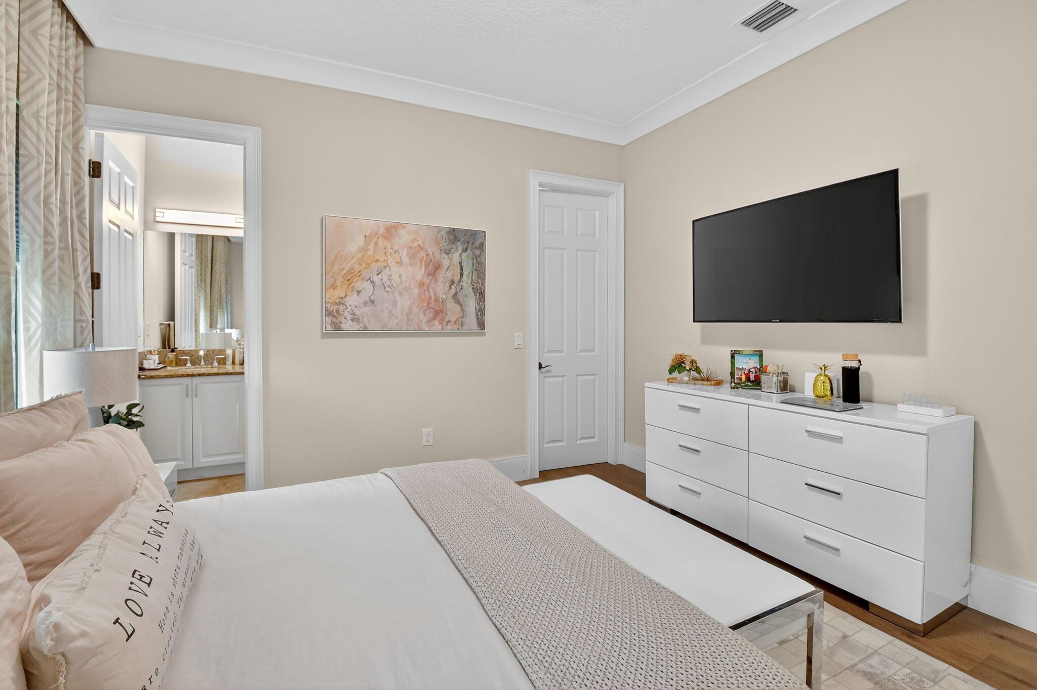 16892 Strasbourg Lane