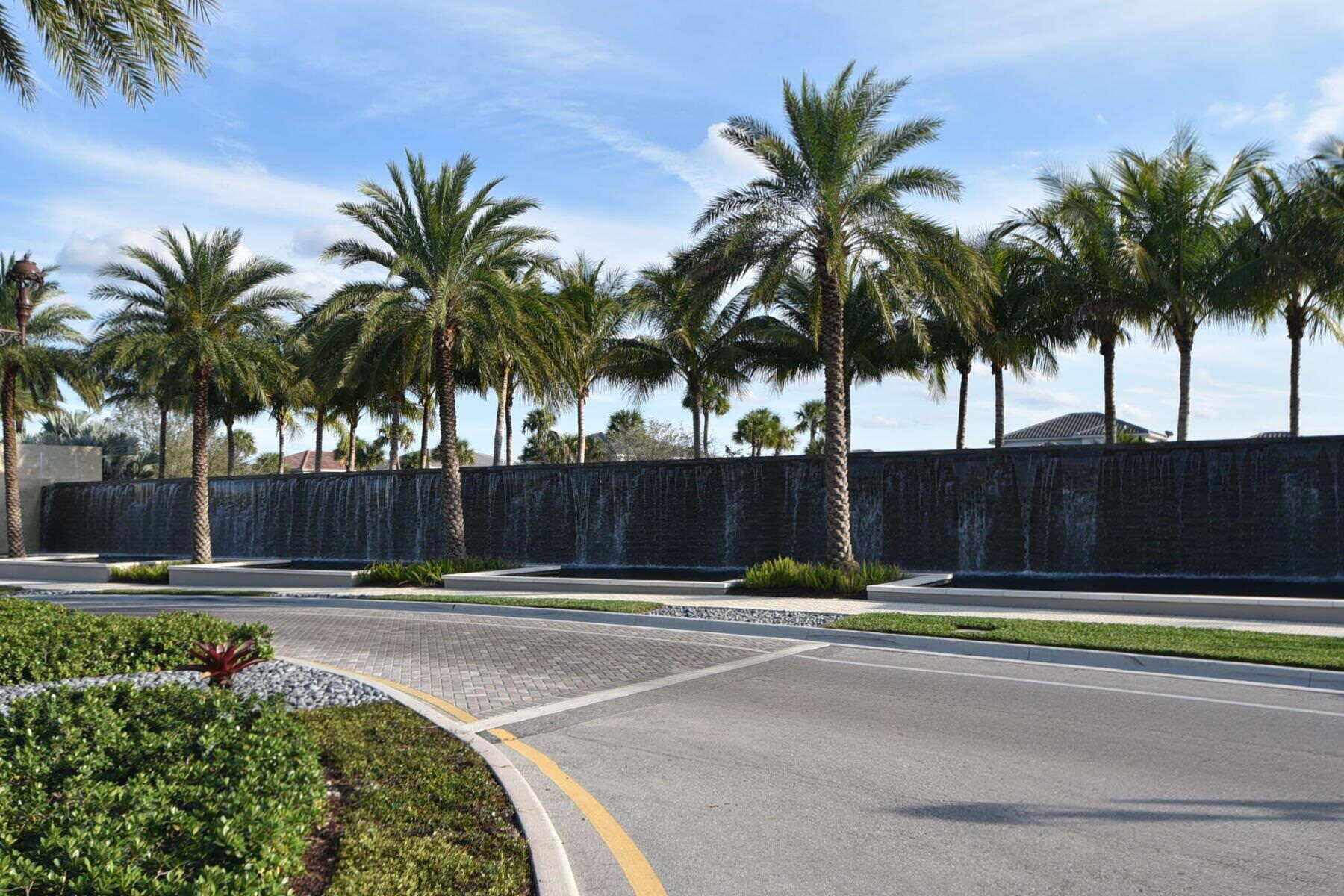 16892 Strasbourg Lane