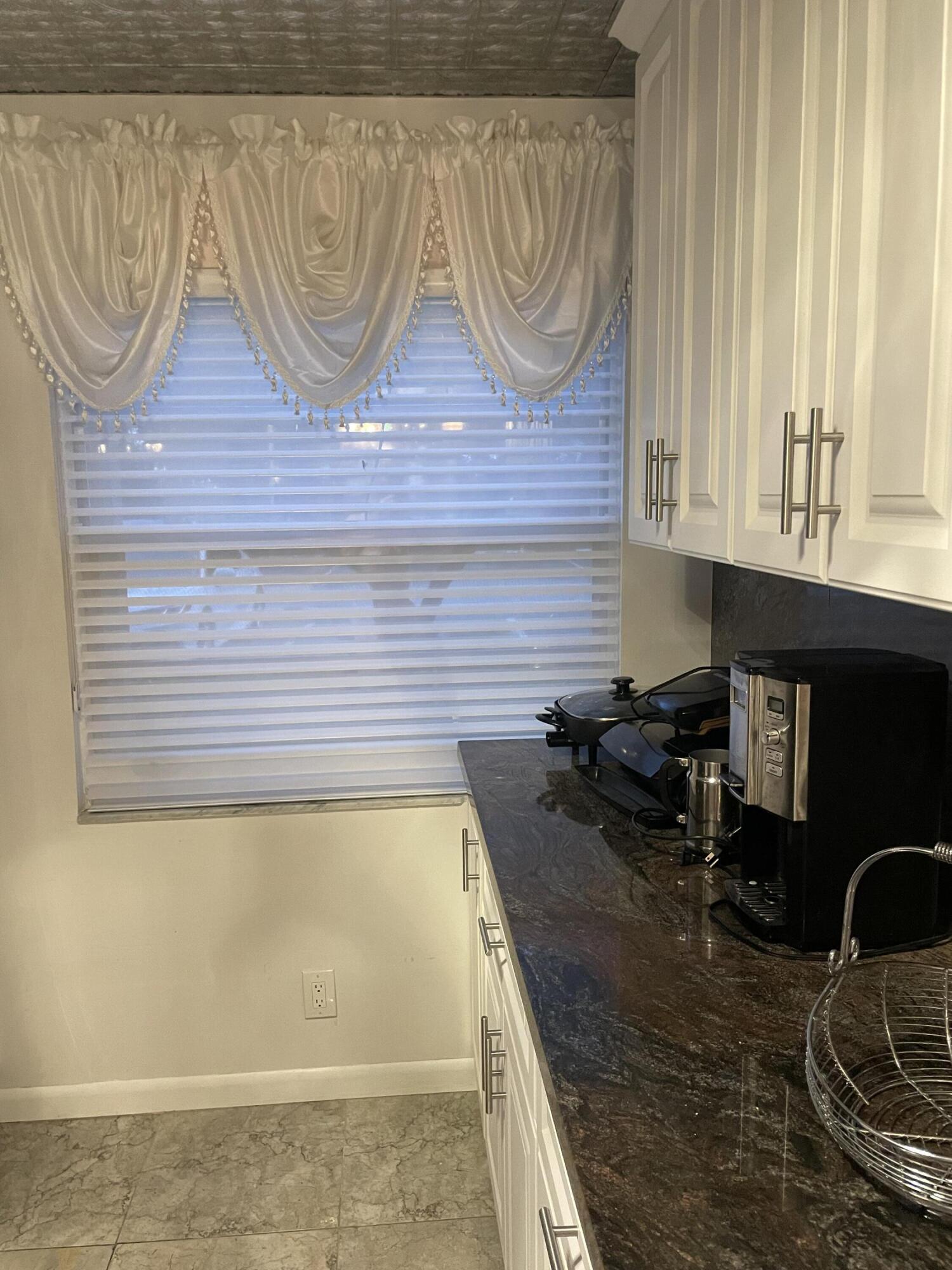 1904 Bermuda Circle H1