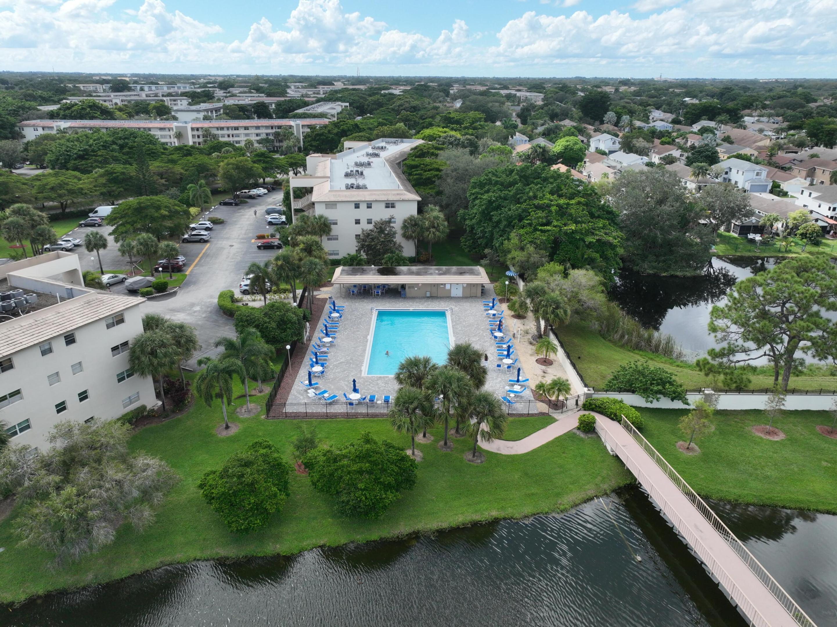 1904 Bermuda Circle H1