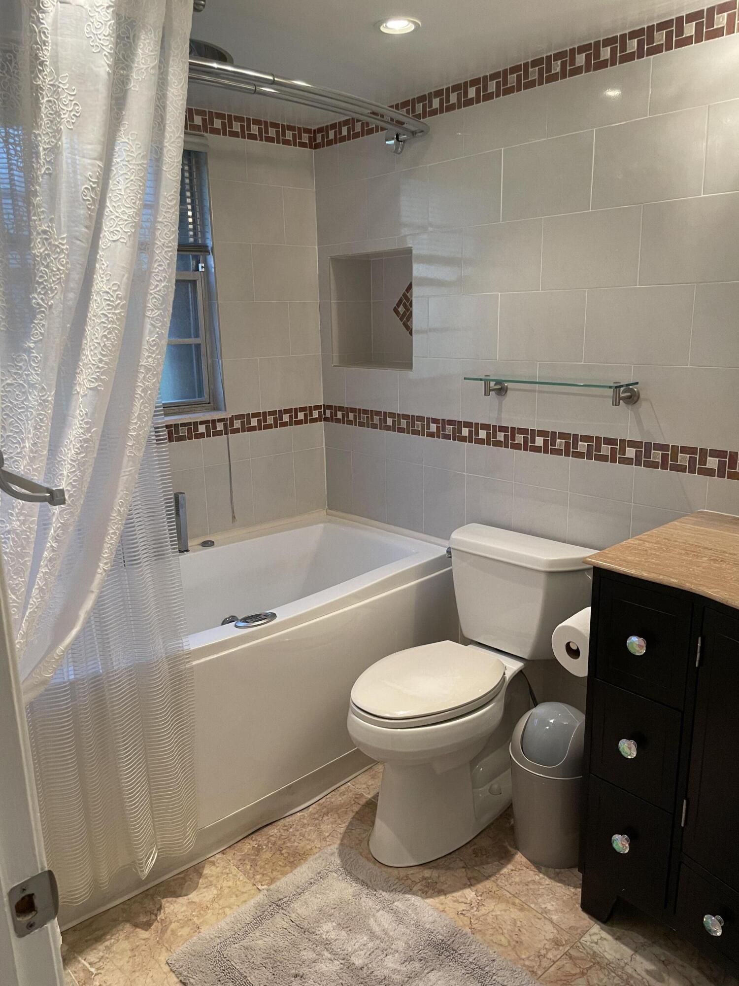 1904 Bermuda Circle H1