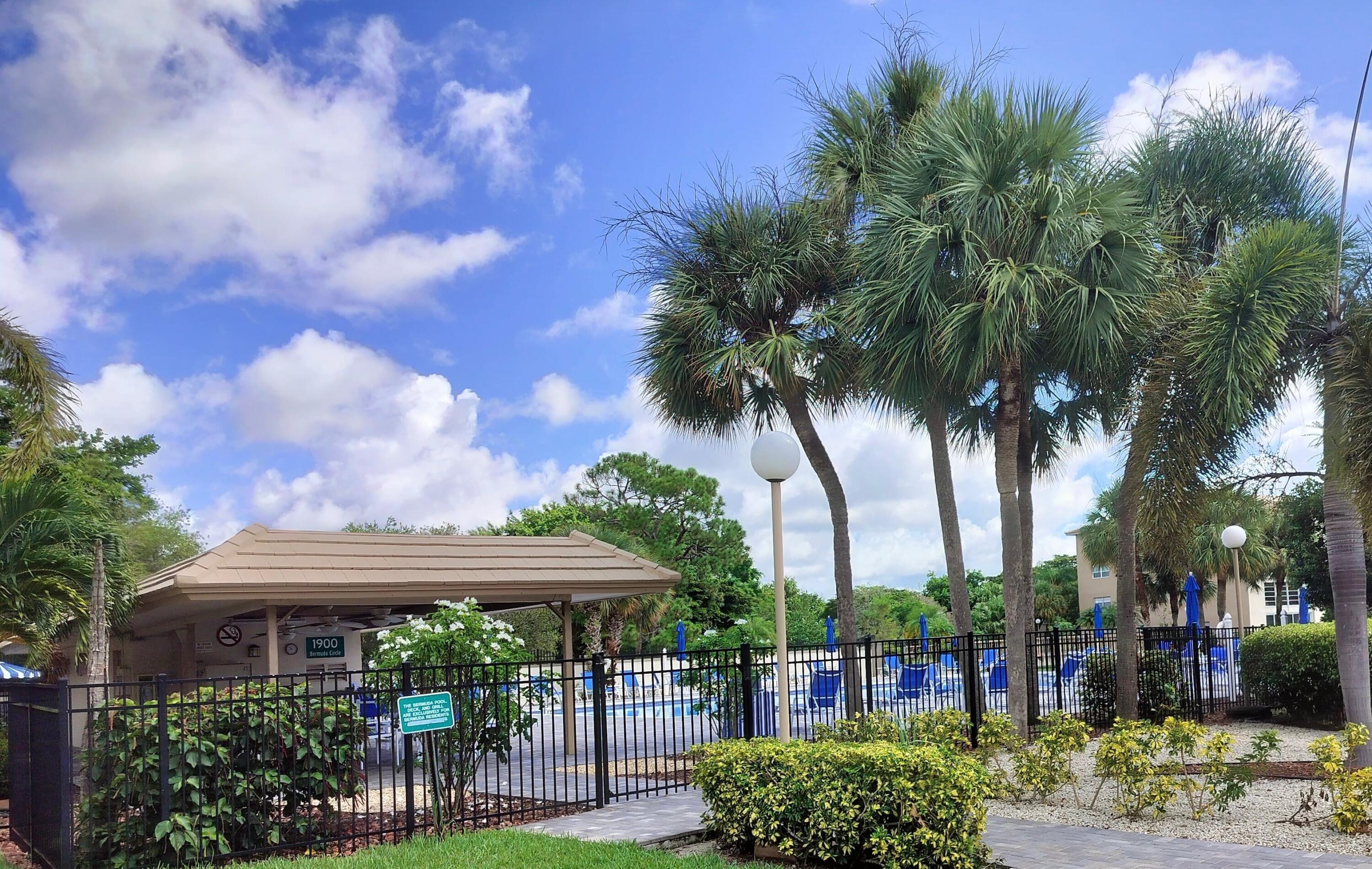 1904 Bermuda Circle H1