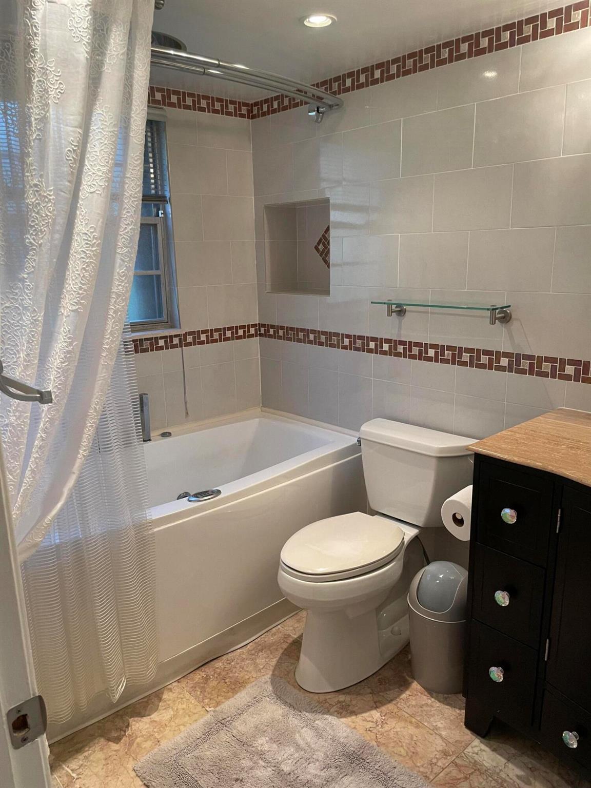 1904 Bermuda Circle H1