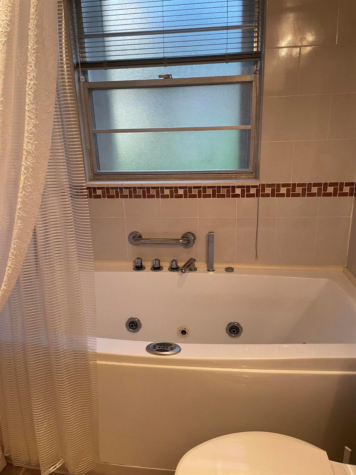 1904 Bermuda Circle H1