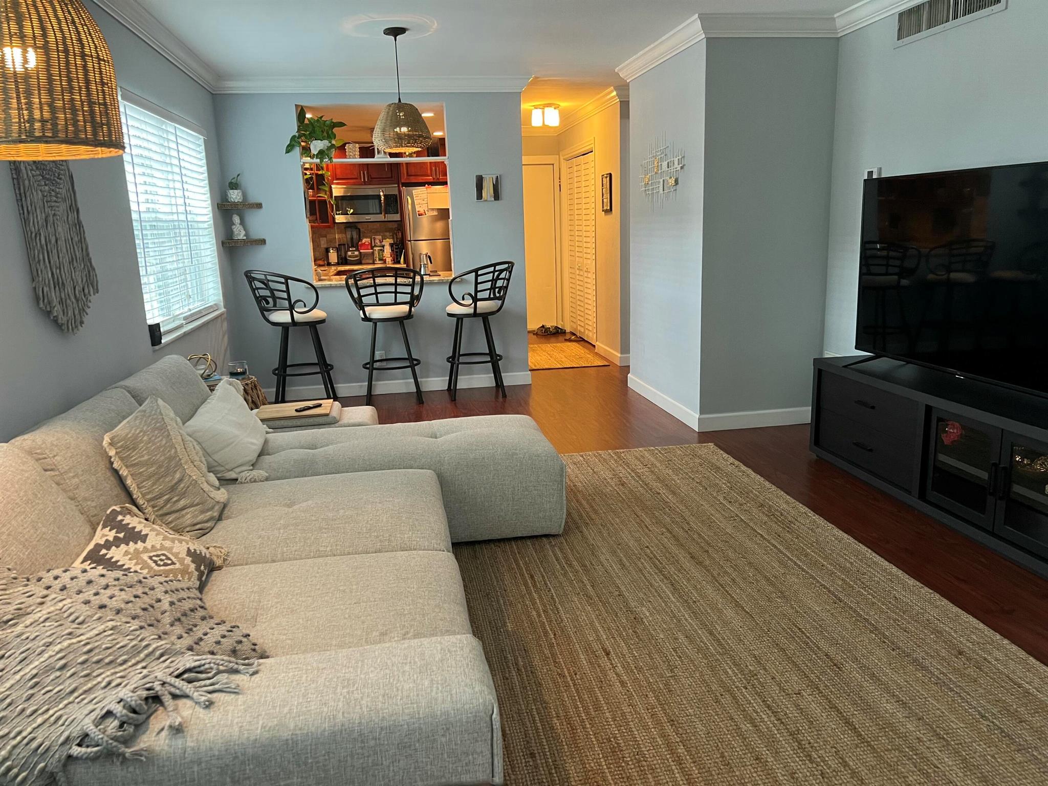 2301 NE 14th Street Causeway 306 E