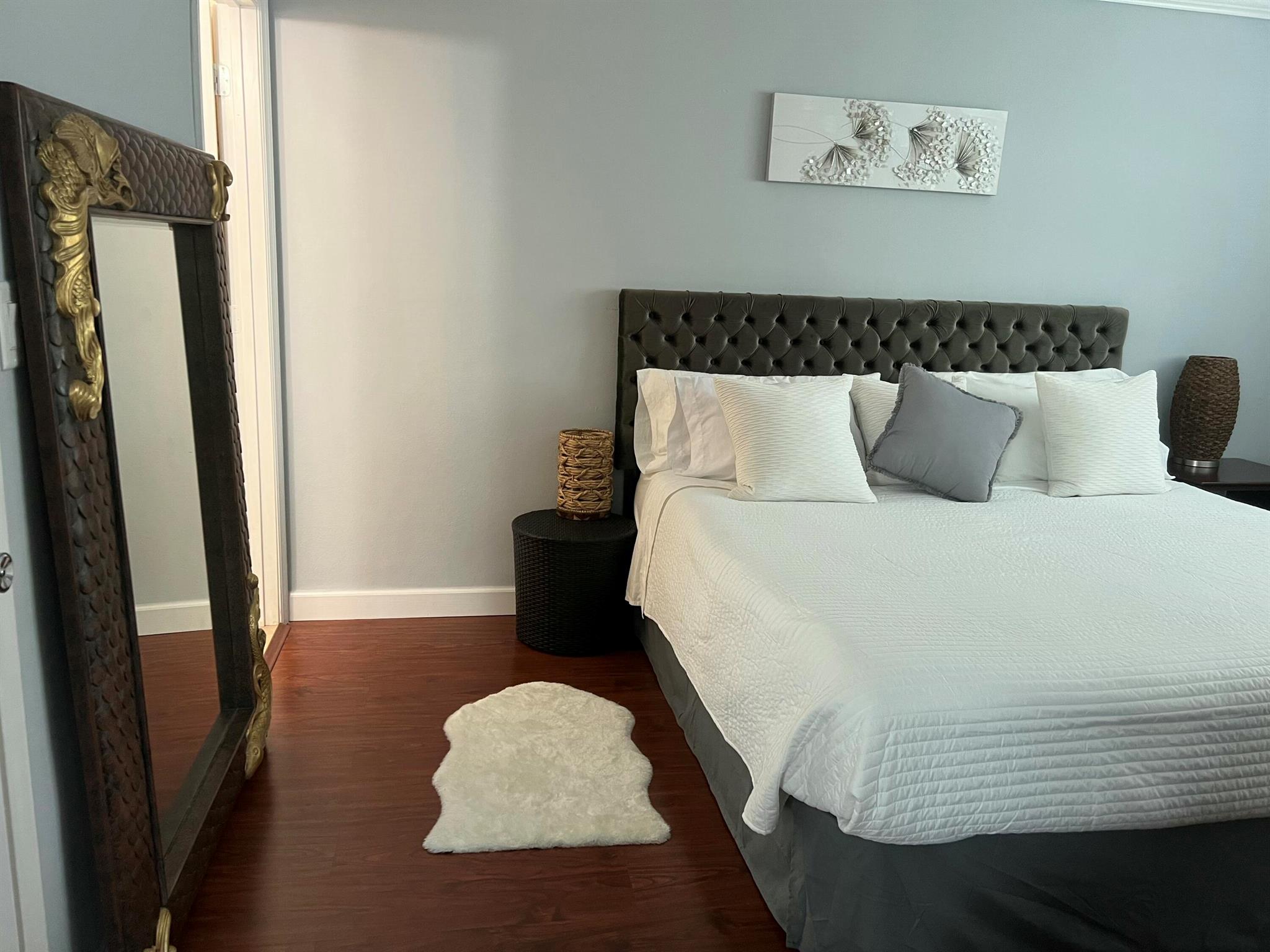 2301 NE 14th Street Causeway 306 E