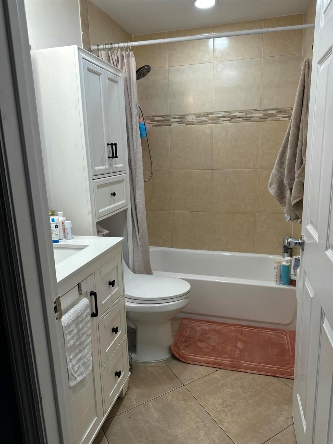 2301 NE 14th Street Causeway 306 E