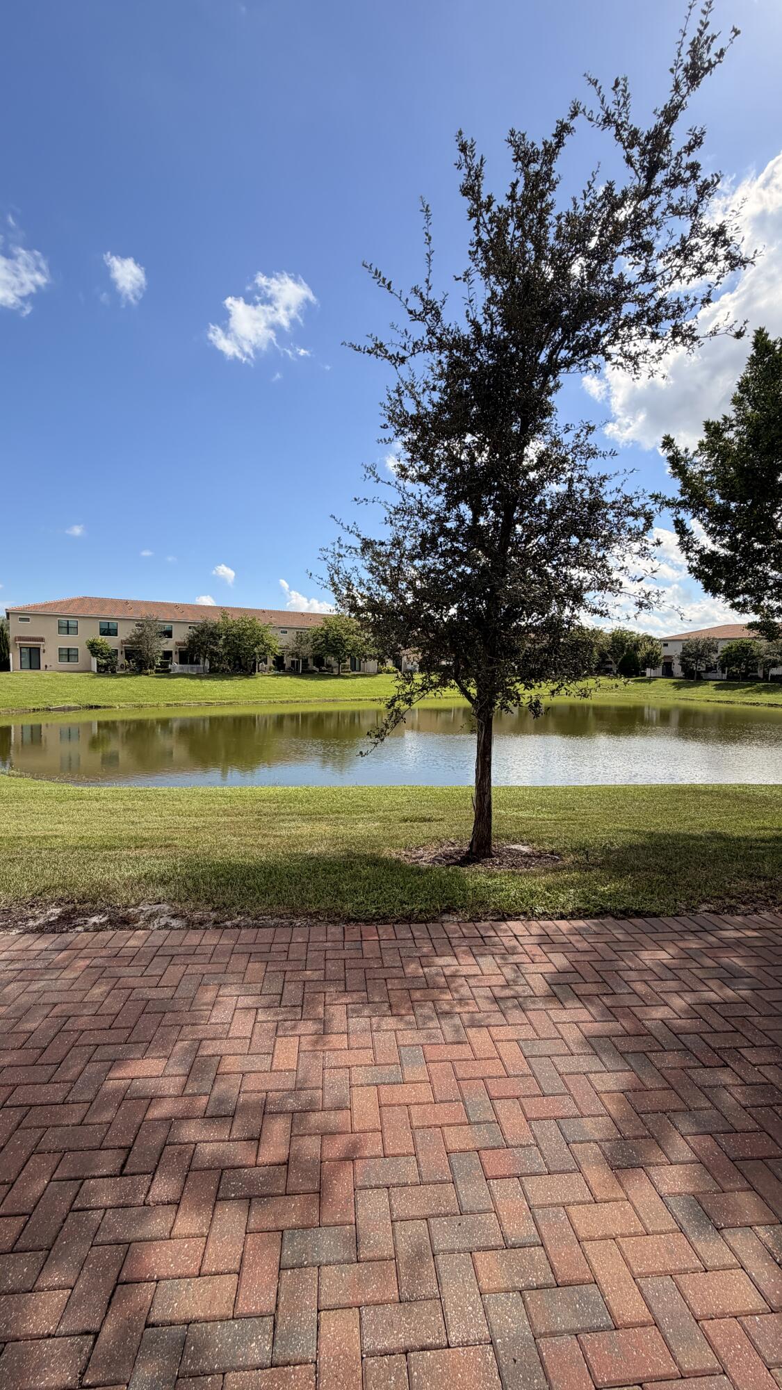 9952 Brickhill Drive