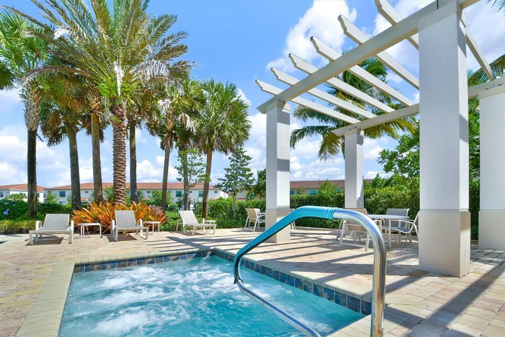 9952 Brickhill Drive