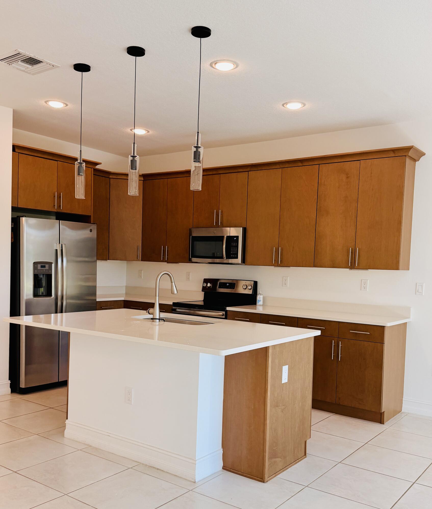 9952 Brickhill Drive