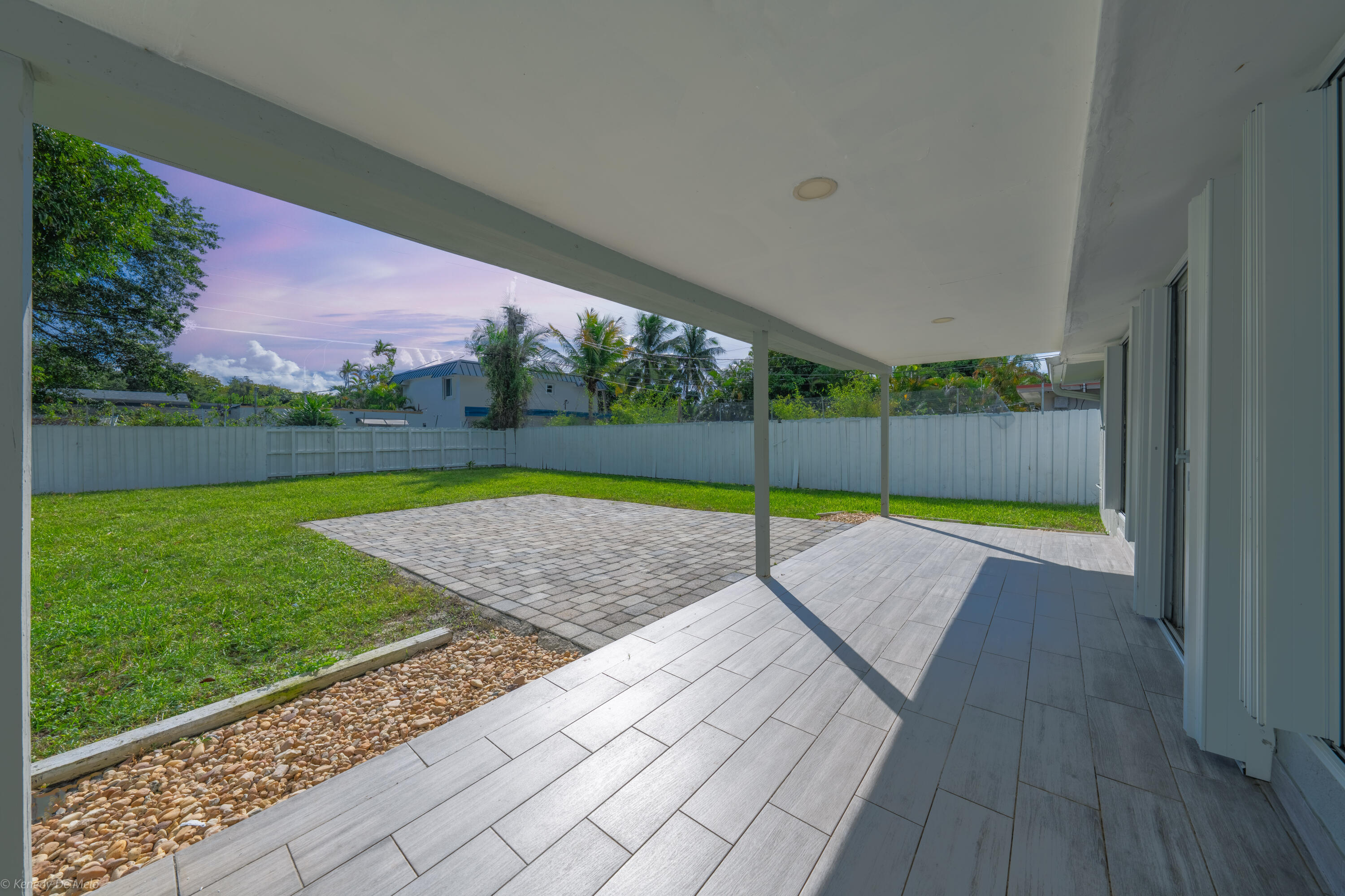1214 NW 1st Avenue