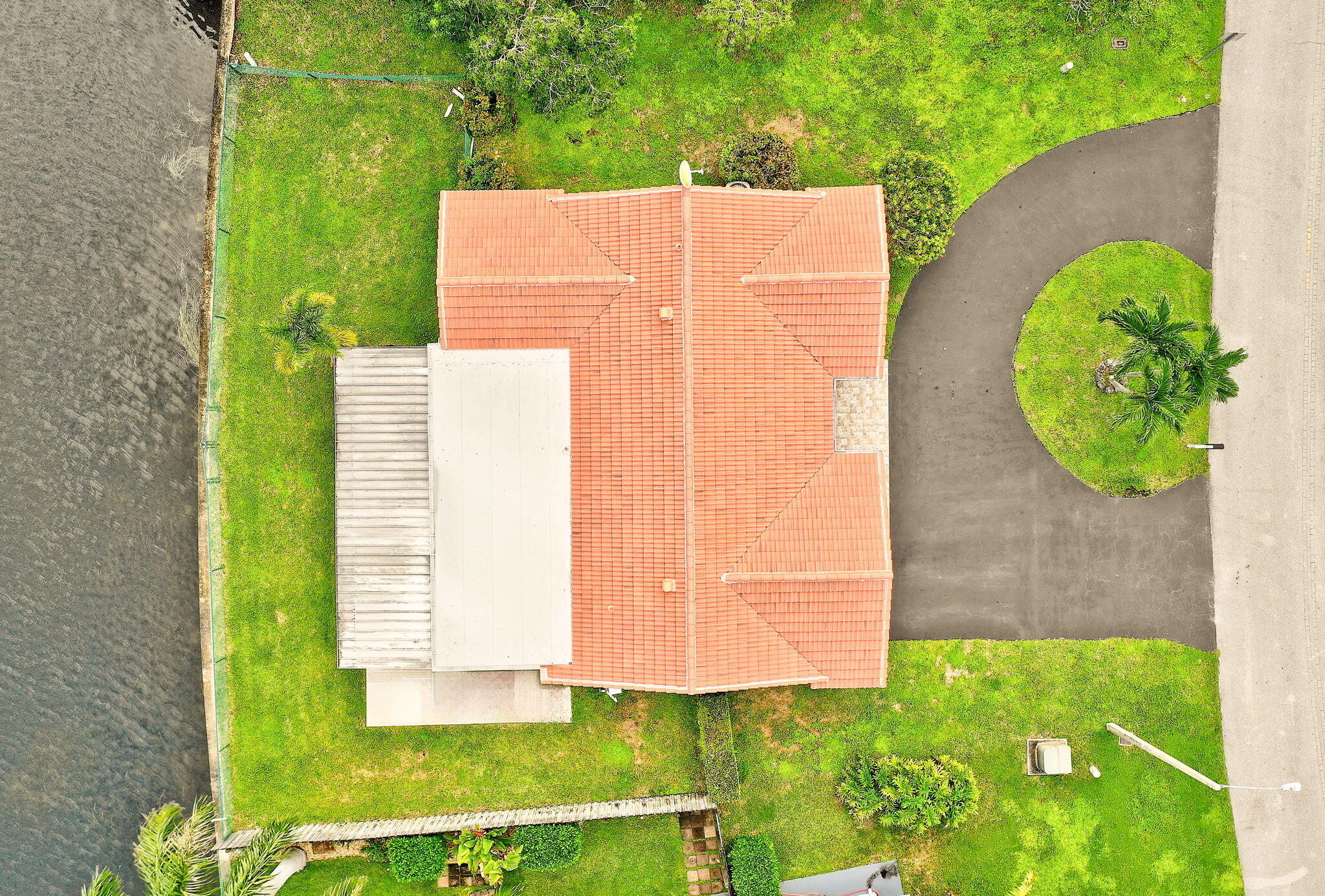 9603 NW 67th Court