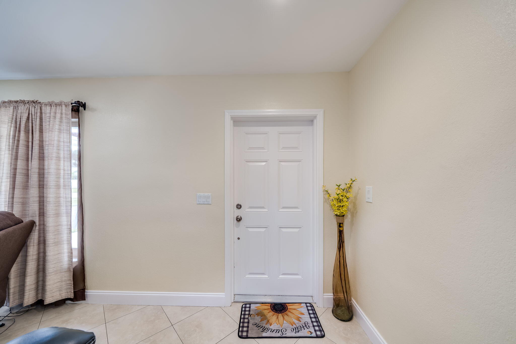 9603 NW 67th Court