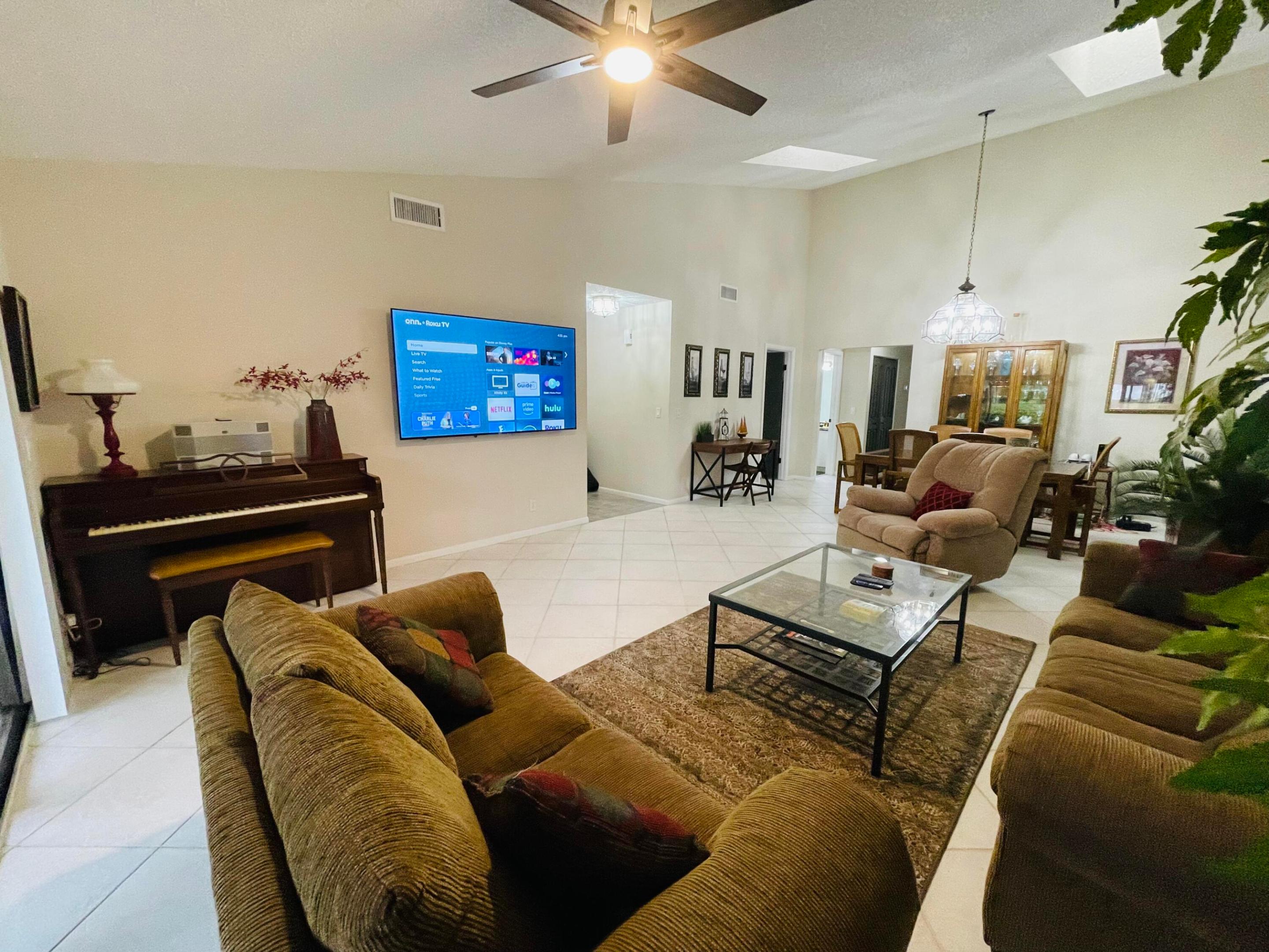 354 SW 28th Avenue