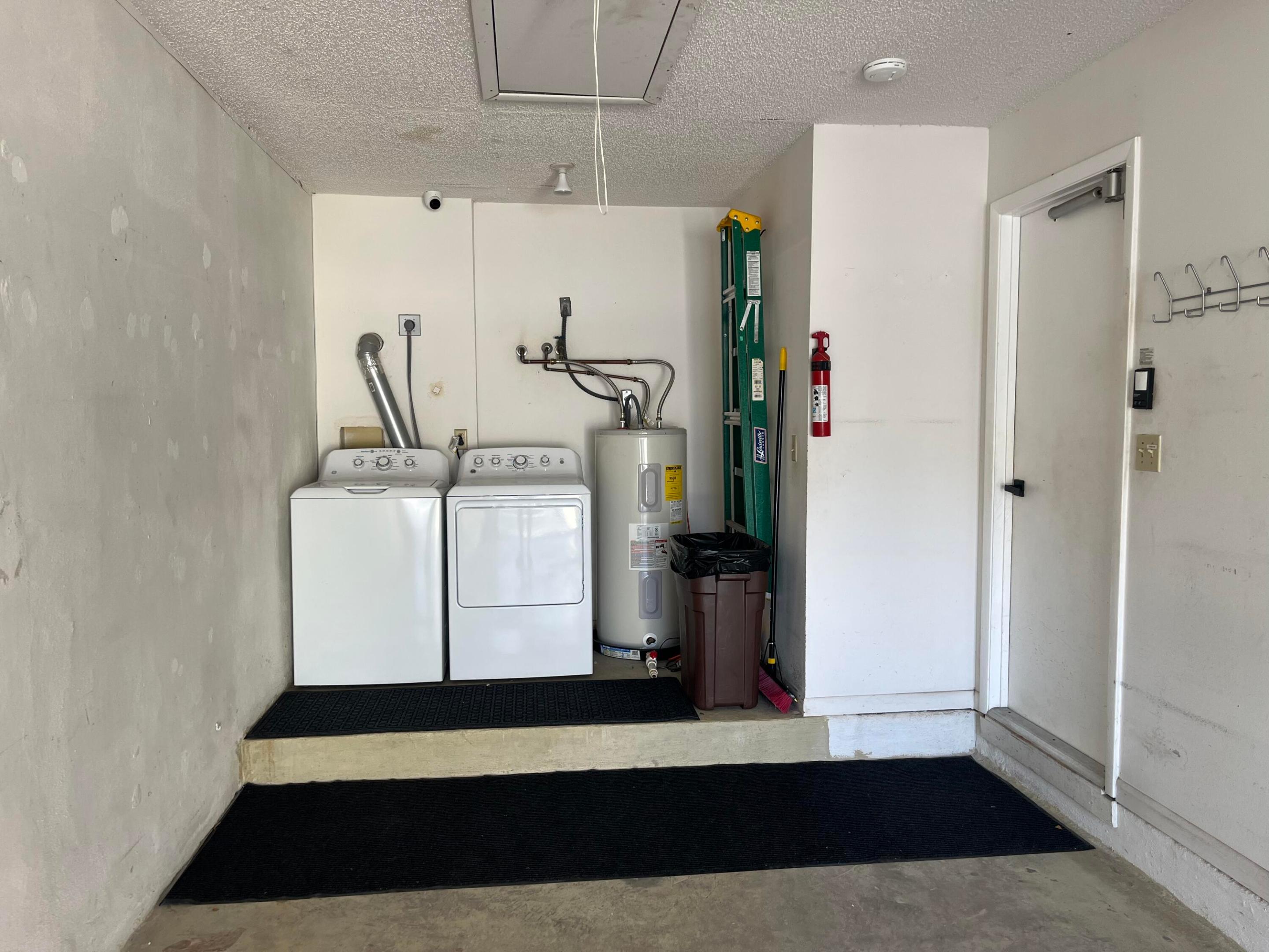 354 SW 28th Avenue