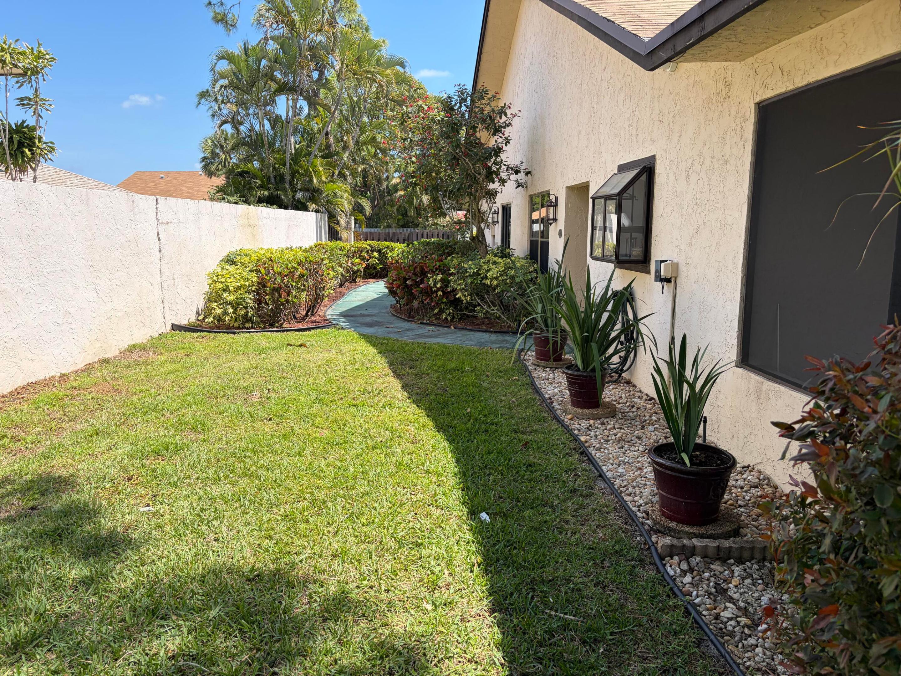 354 SW 28th Avenue