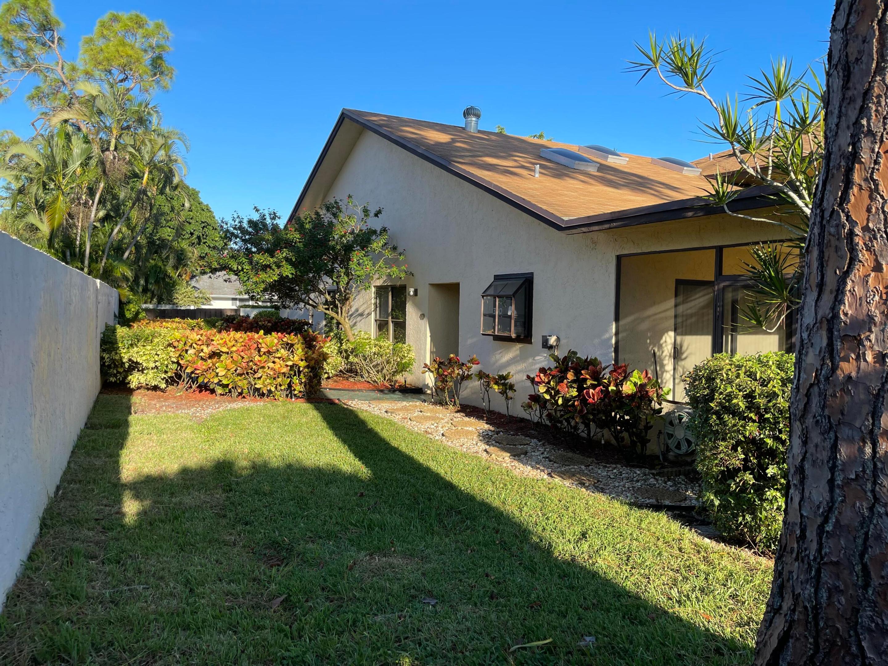 354 SW 28th Avenue