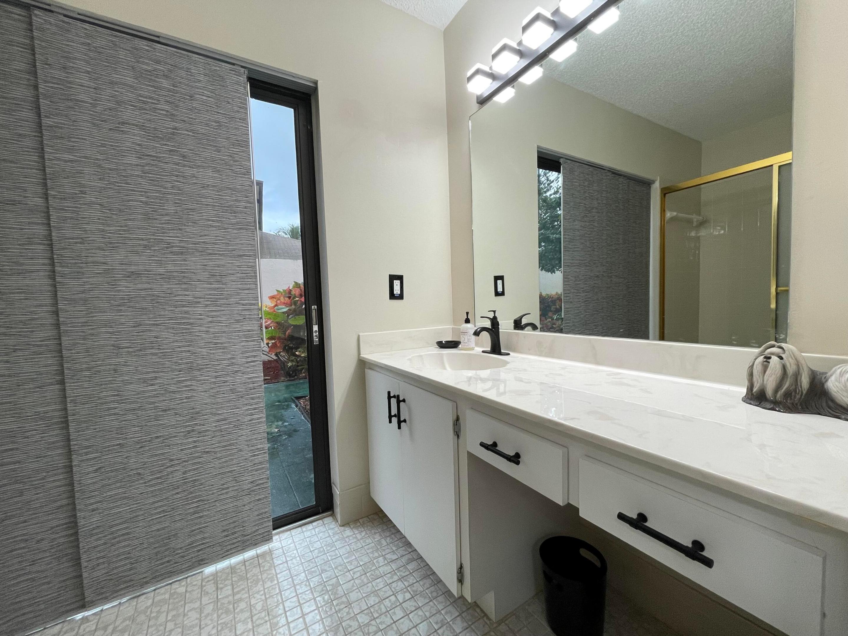 354 SW 28th Avenue