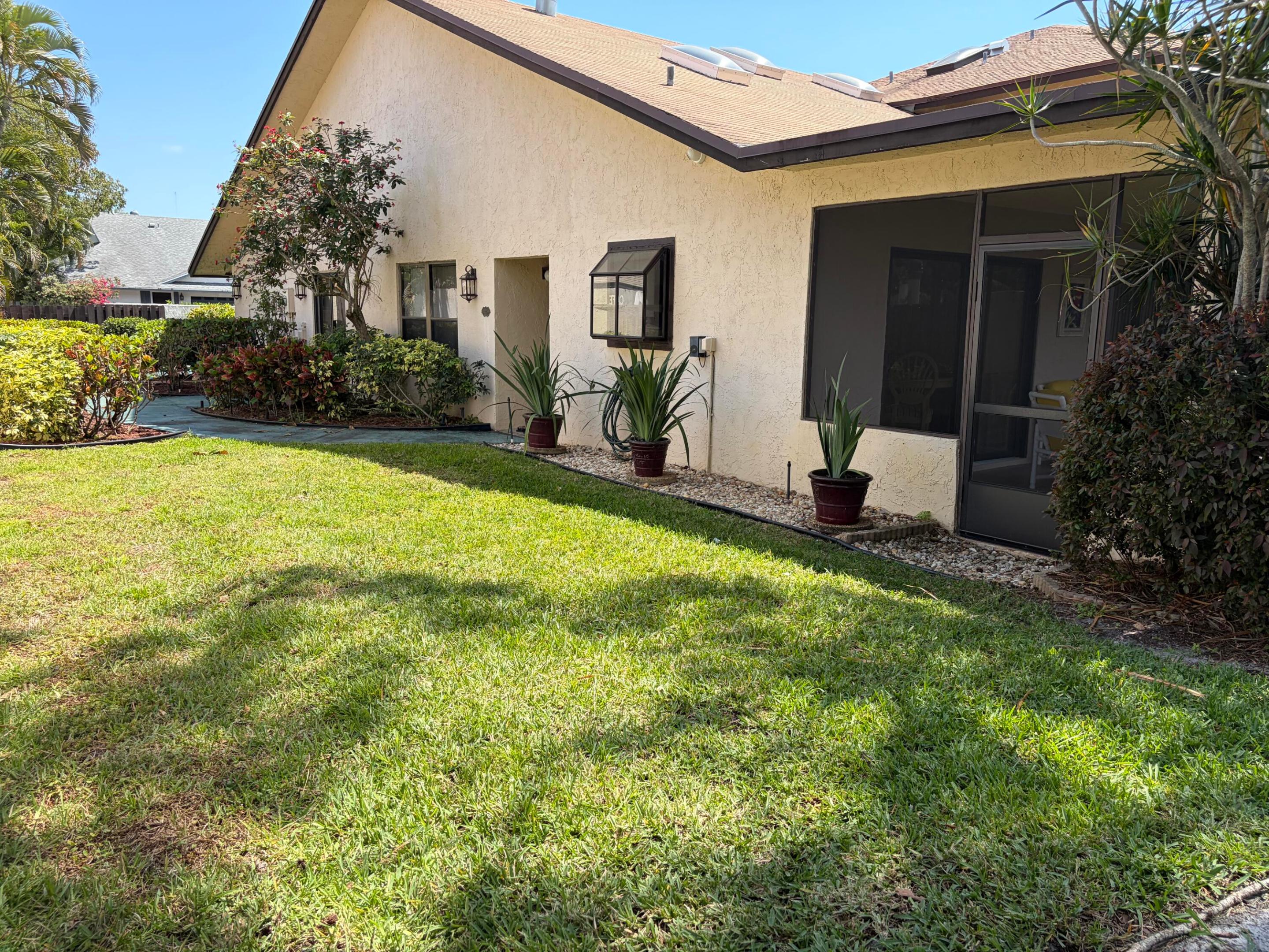 354 SW 28th Avenue