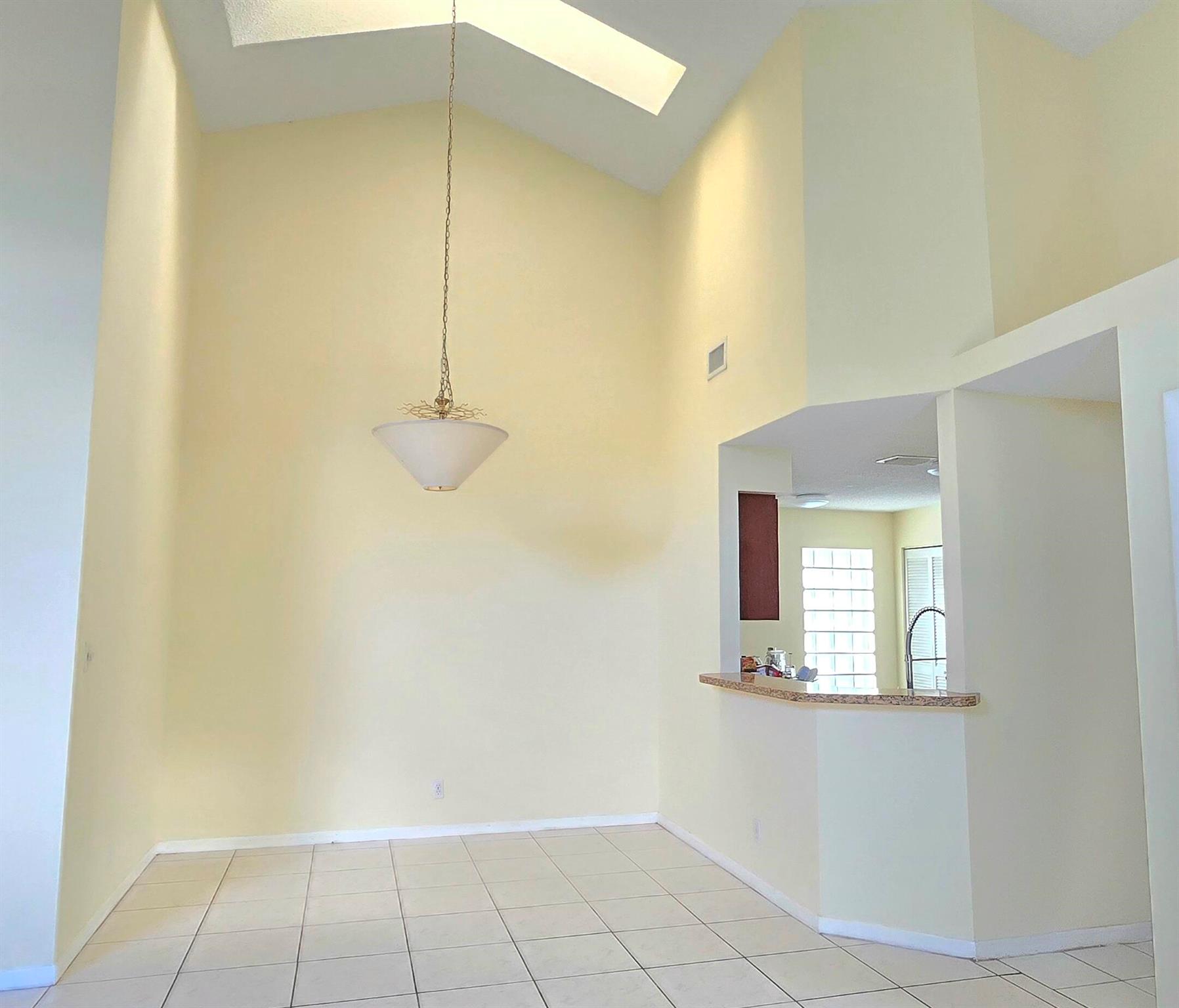 8707 Forest Hills Boulevard 4-A