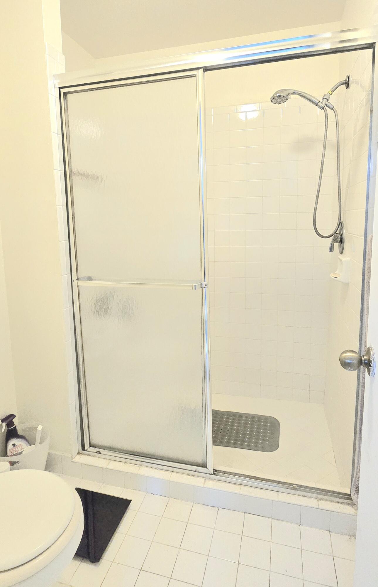 8707 Forest Hills Boulevard 4-A