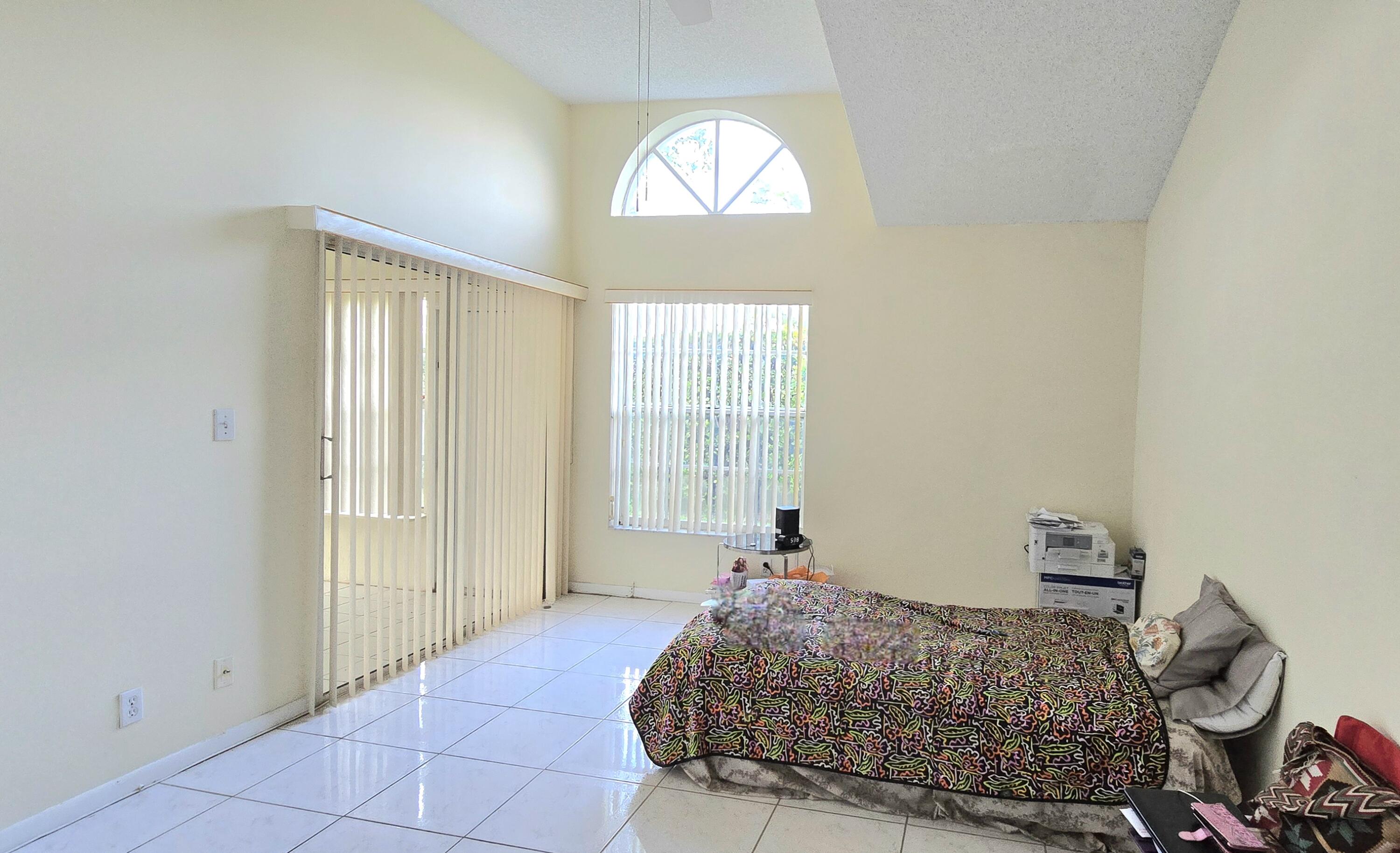 8707 Forest Hills Boulevard 4-A
