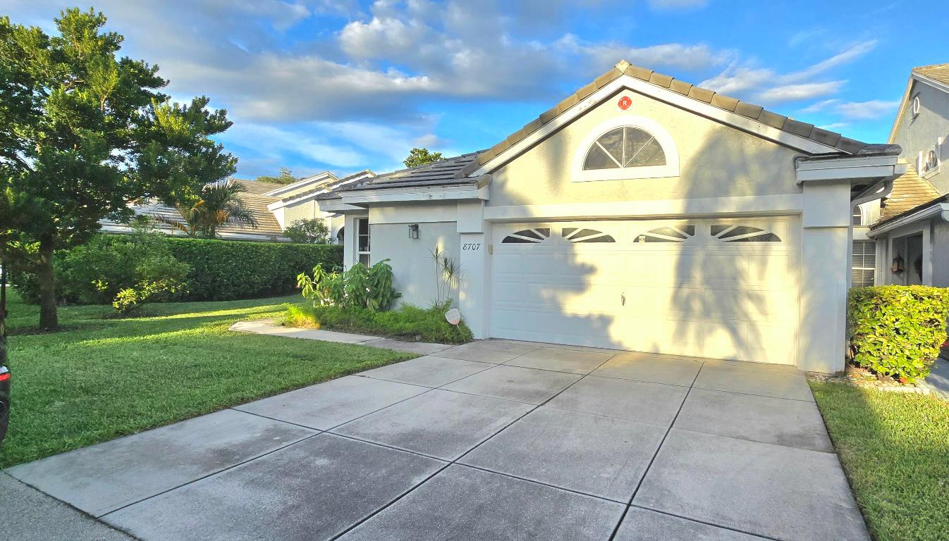 8707 Forest Hills Boulevard 4-A