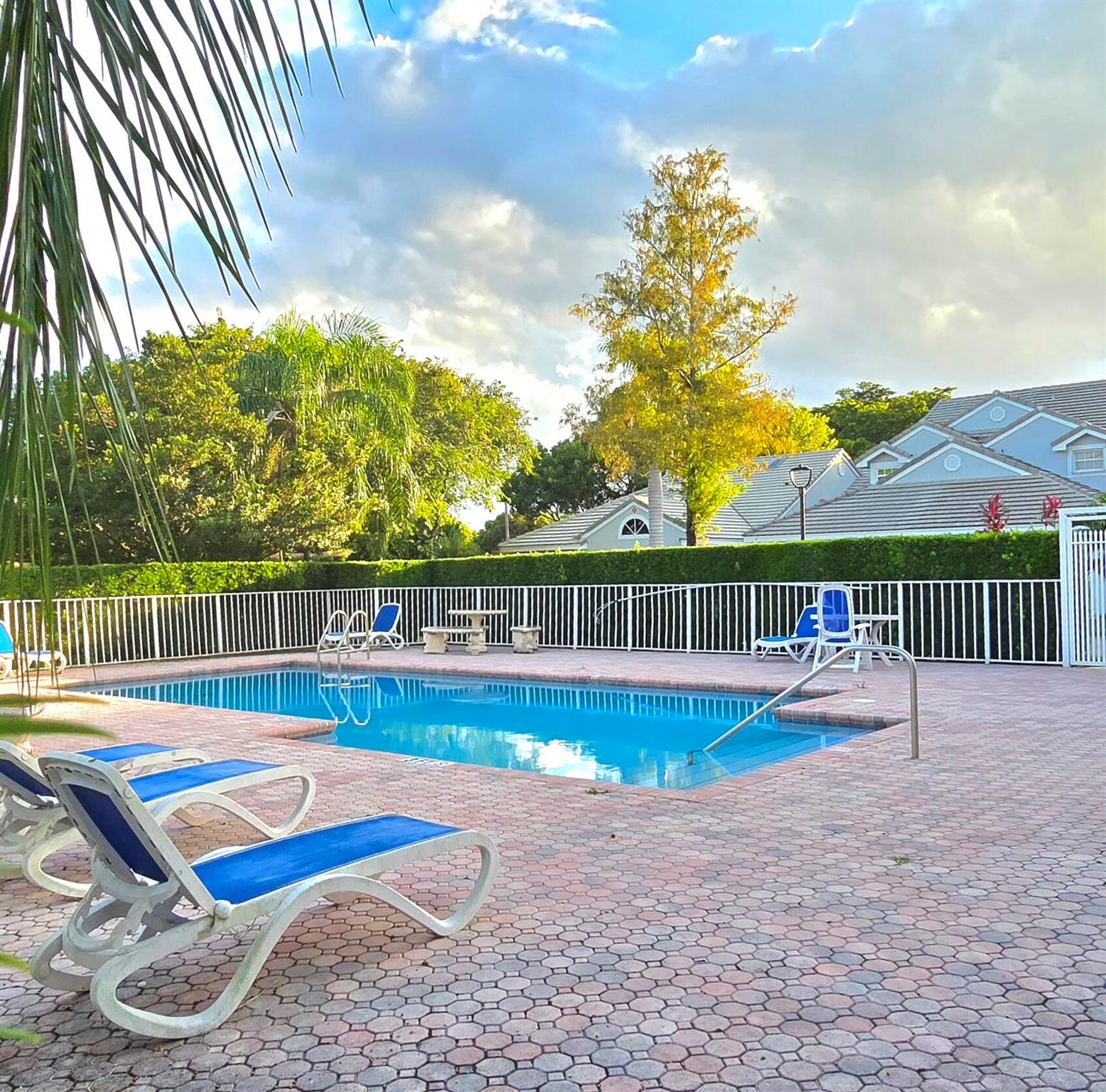 8707 Forest Hills Boulevard 4-A